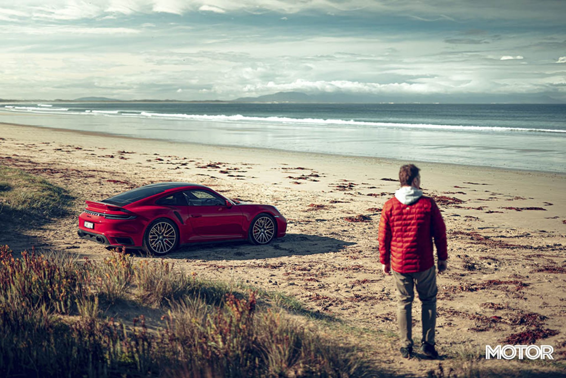 2021_Porsche_992_911_Turbo_static_58