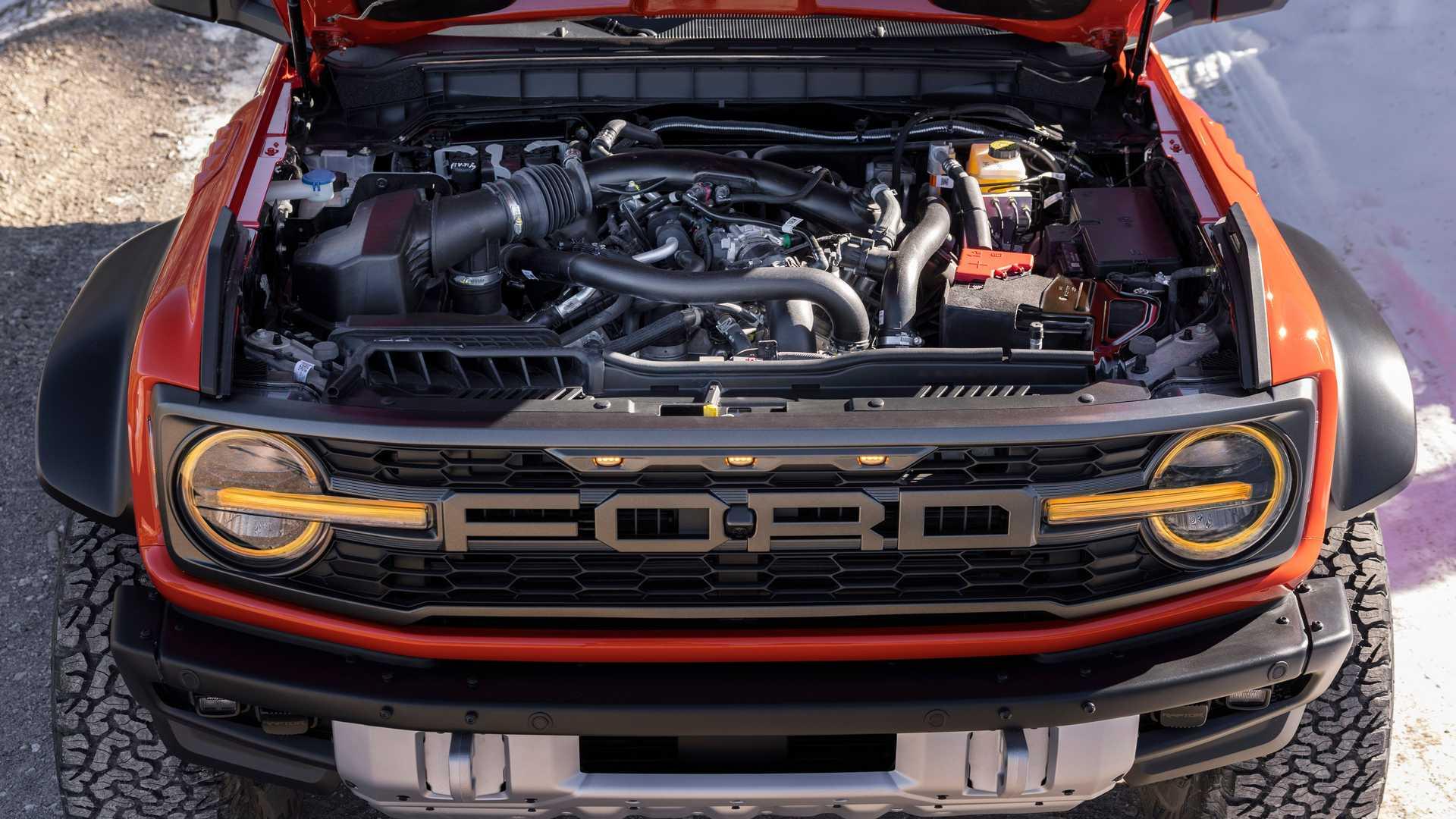 2022-ford-bronco-raptor-exterior-front-engine-view