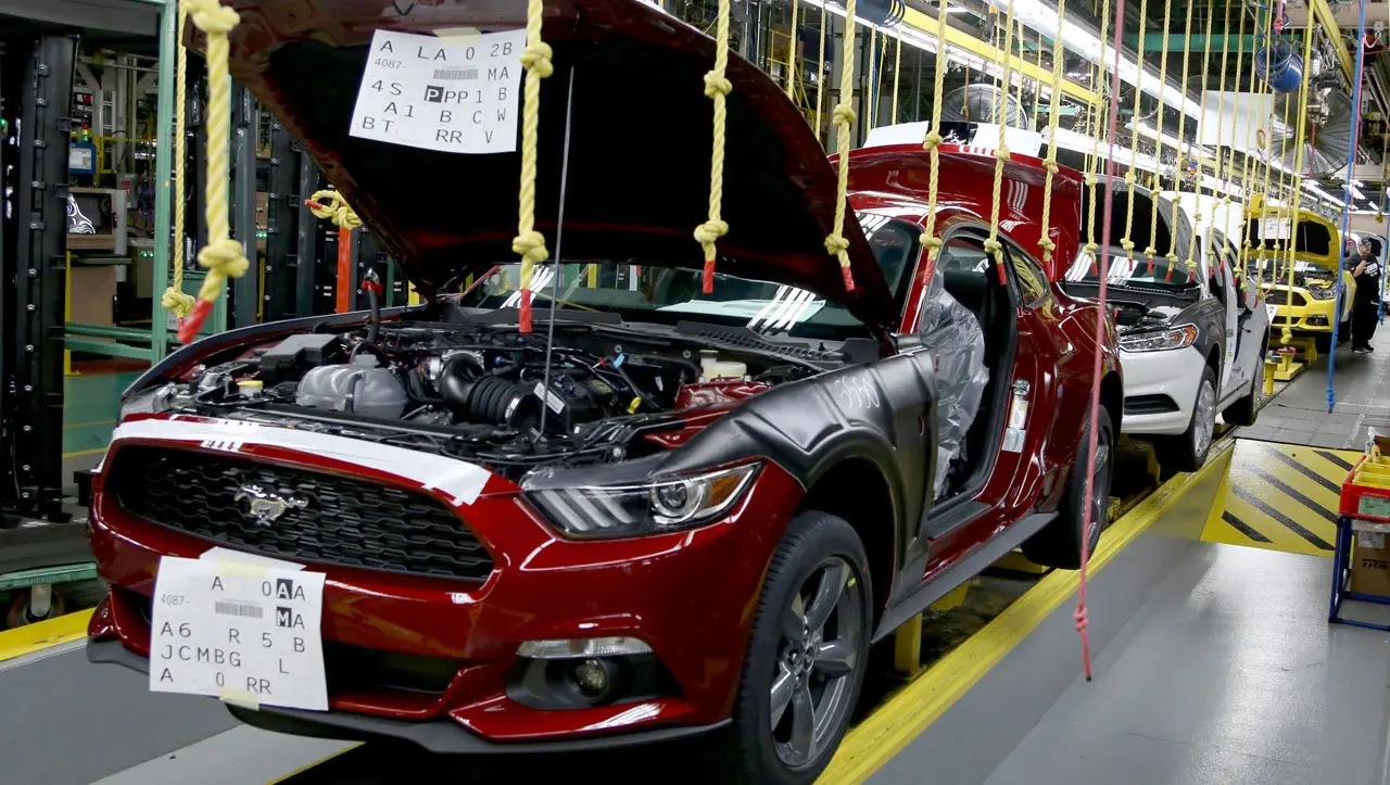 Ford-Mustang-1