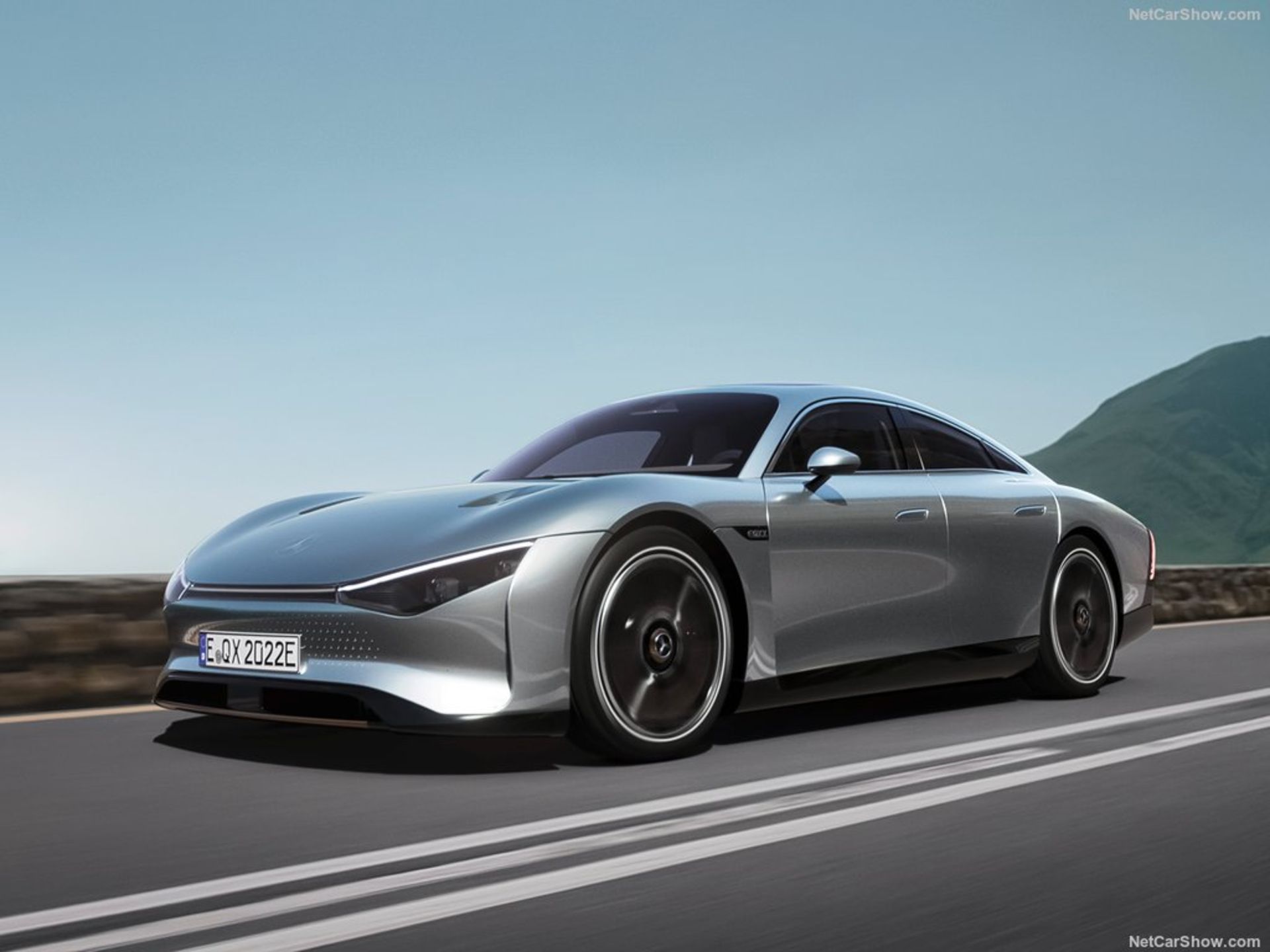 Mercedes-Benz-Vision_EQXX_Concept-2022-1024-07