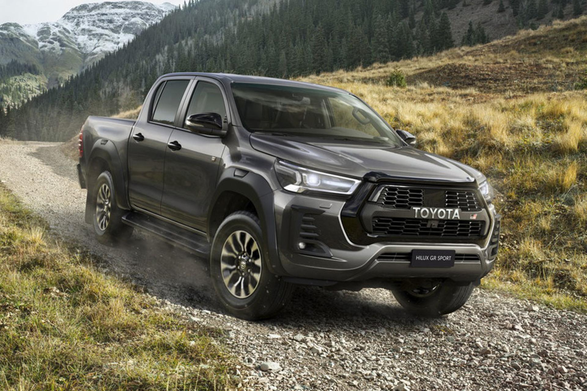 Toyota-Hilux-1