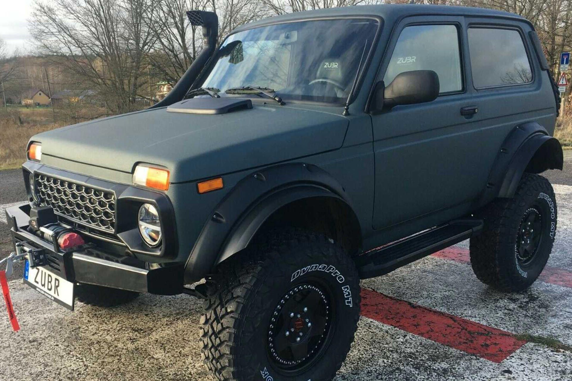 lada-niva-monster-cover