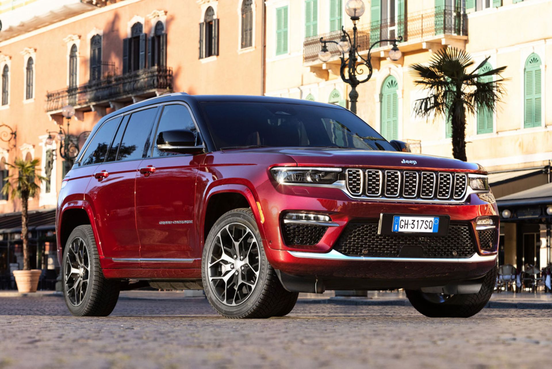 Jeep-Grand-Cherokee-1