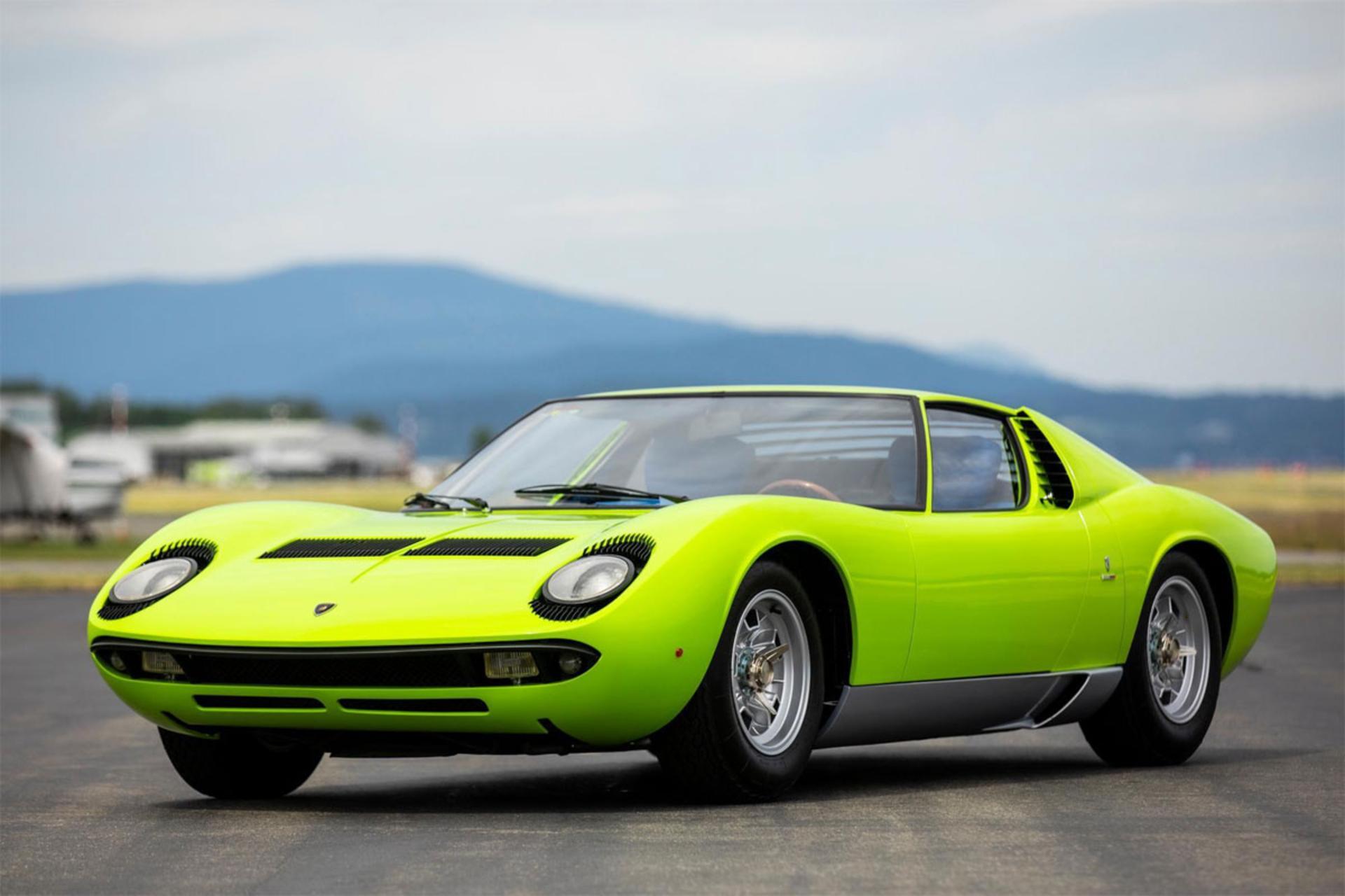 Lamborghini-Miura-1