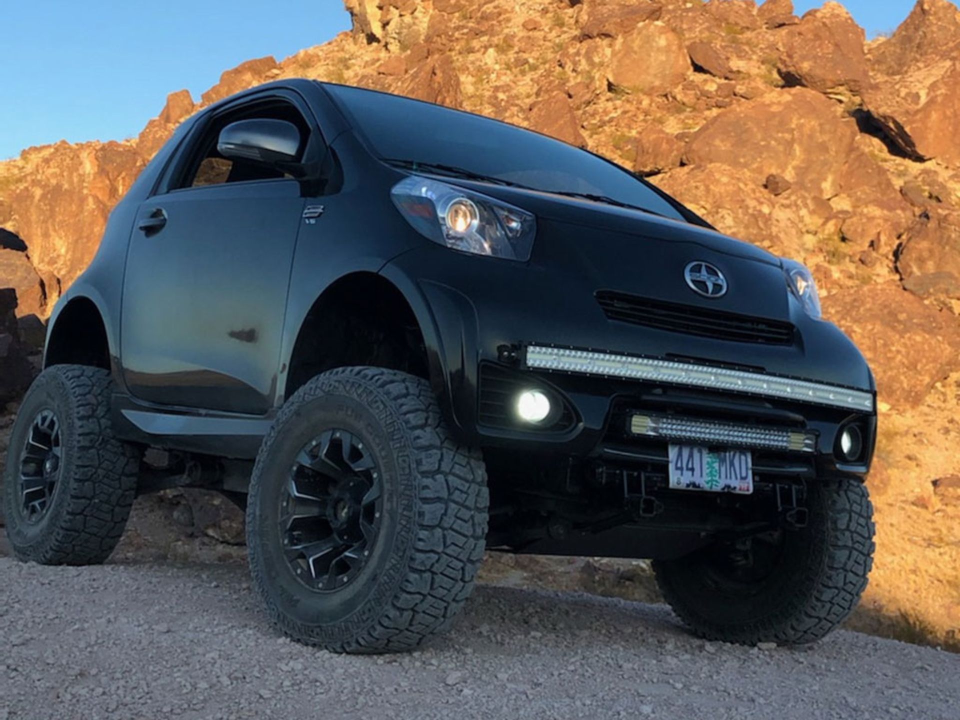 Scion-IQ-4x4-Off-1