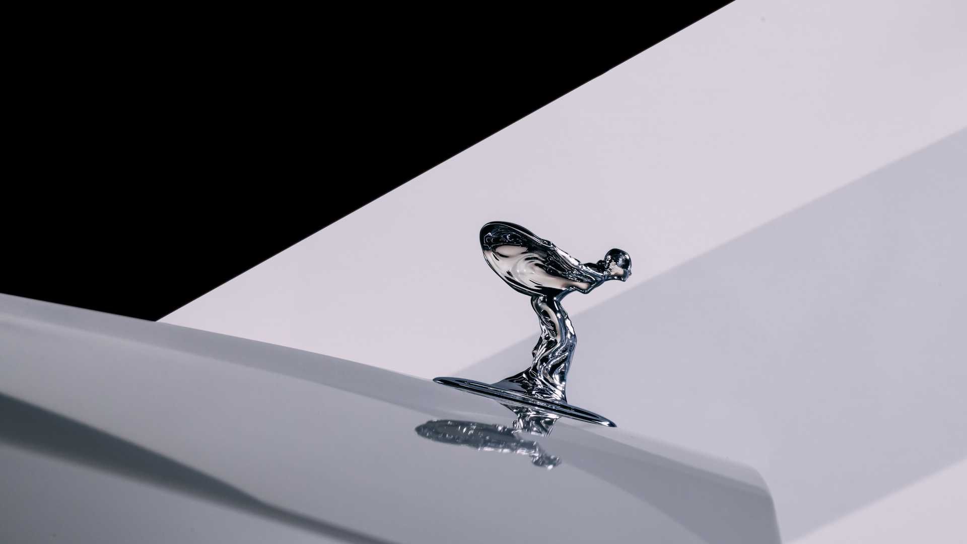 rolls-royce-come-cambia-la-spirit-of-ecstasy