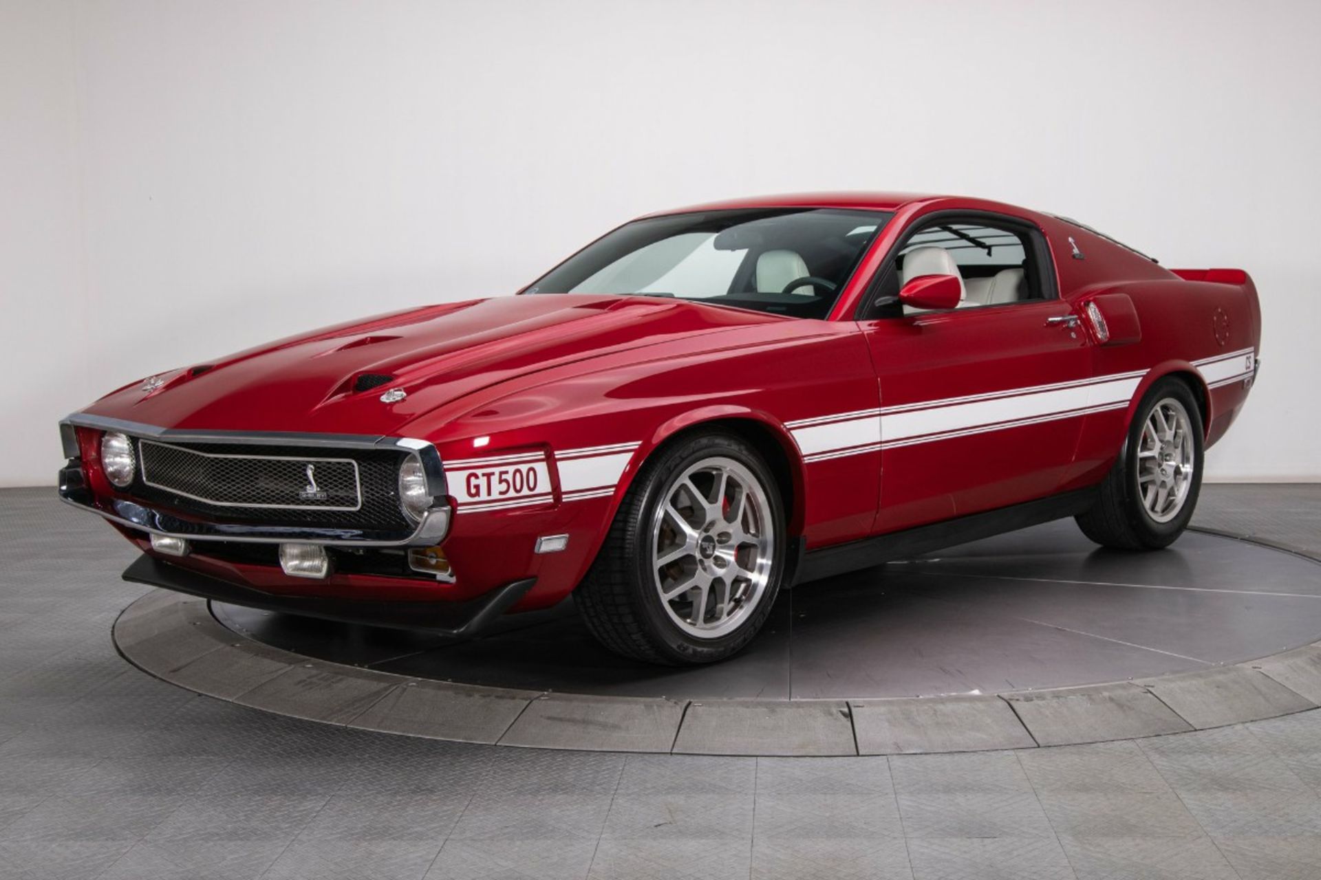 2008-Ford-Mustang-GT-Retrobuilt-1969-Shelby-GT500-5