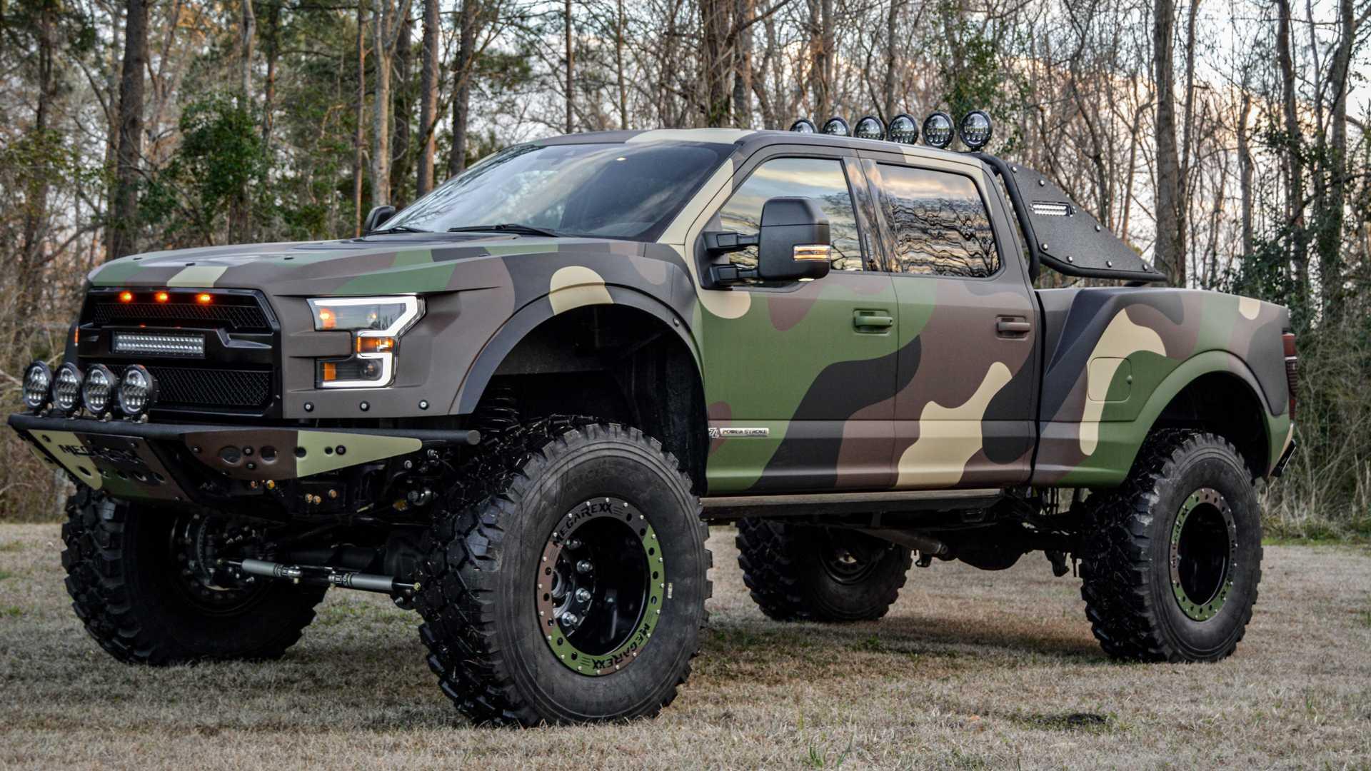 2022-ford-f-250-megaraptor-crew-cab-lariat-by-megarexx-trucks-angled-front