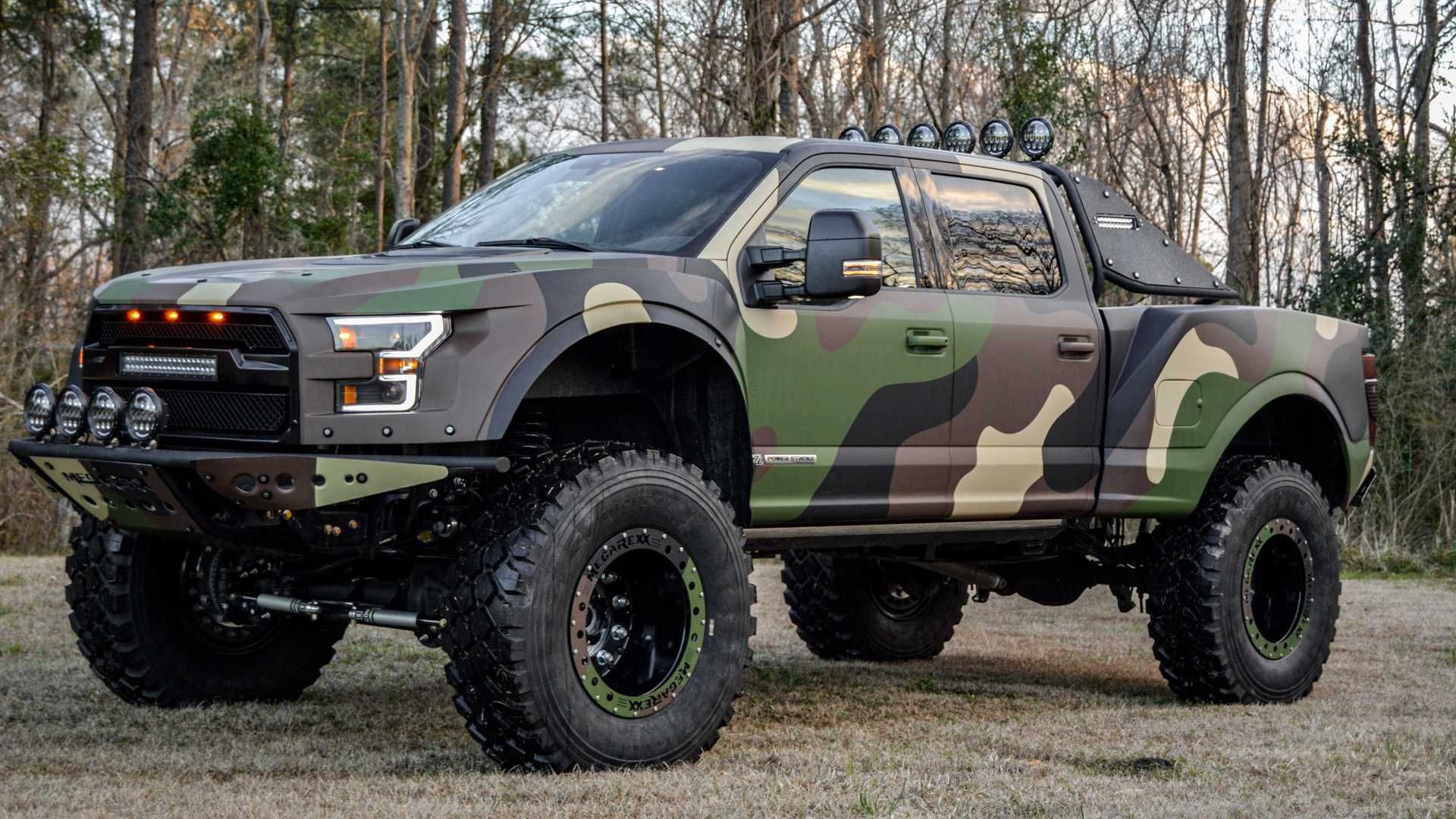 2022-ford-f-250-megaraptor-crew-cab-lariat-by-megarexx-trucks-angled-front