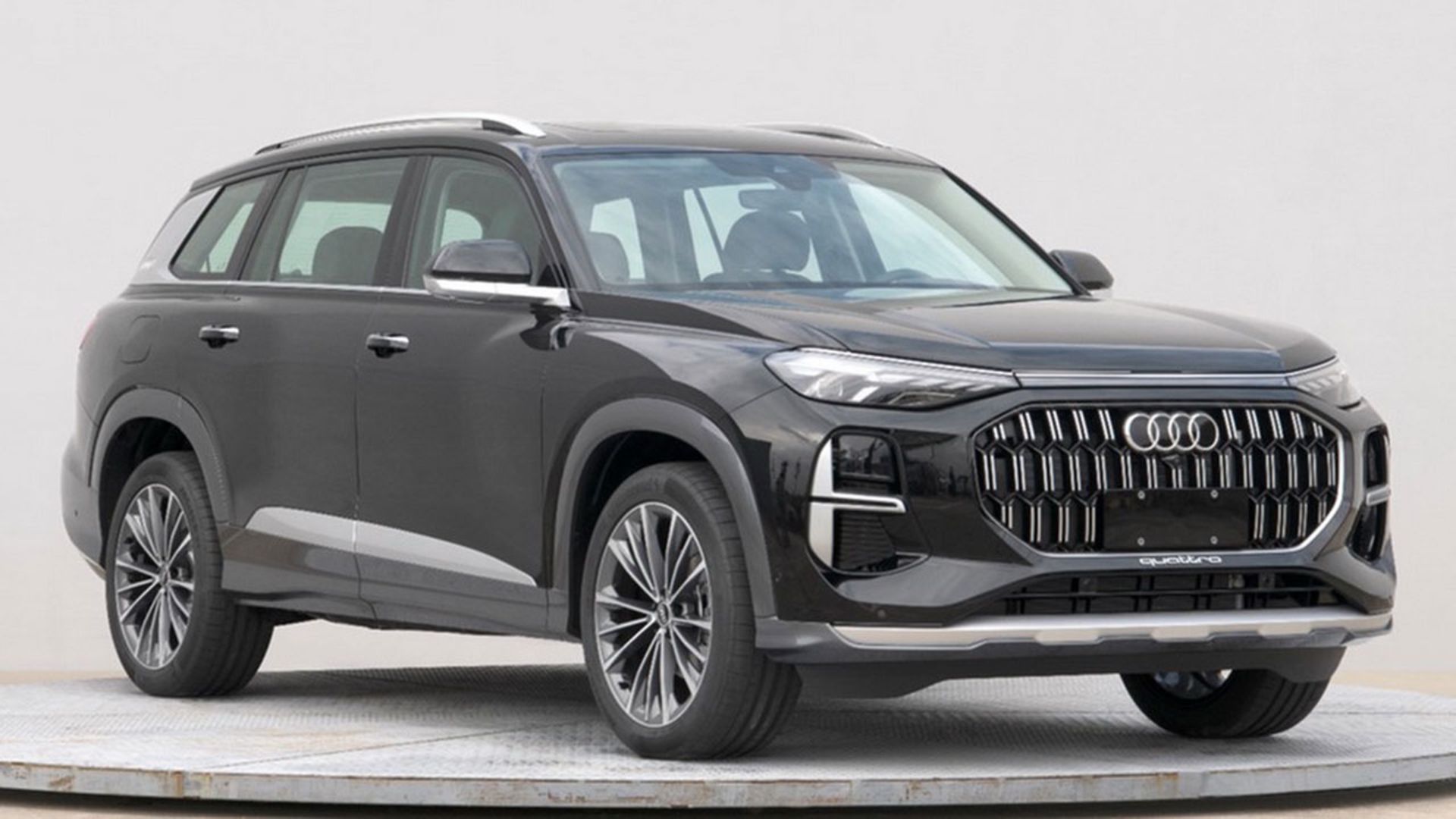 Audi-Q6-1