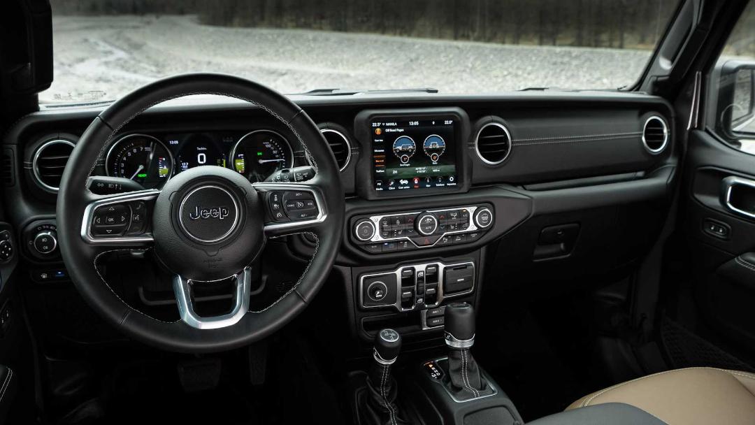 2022-jeep-wrangler-4xe-europe (1)