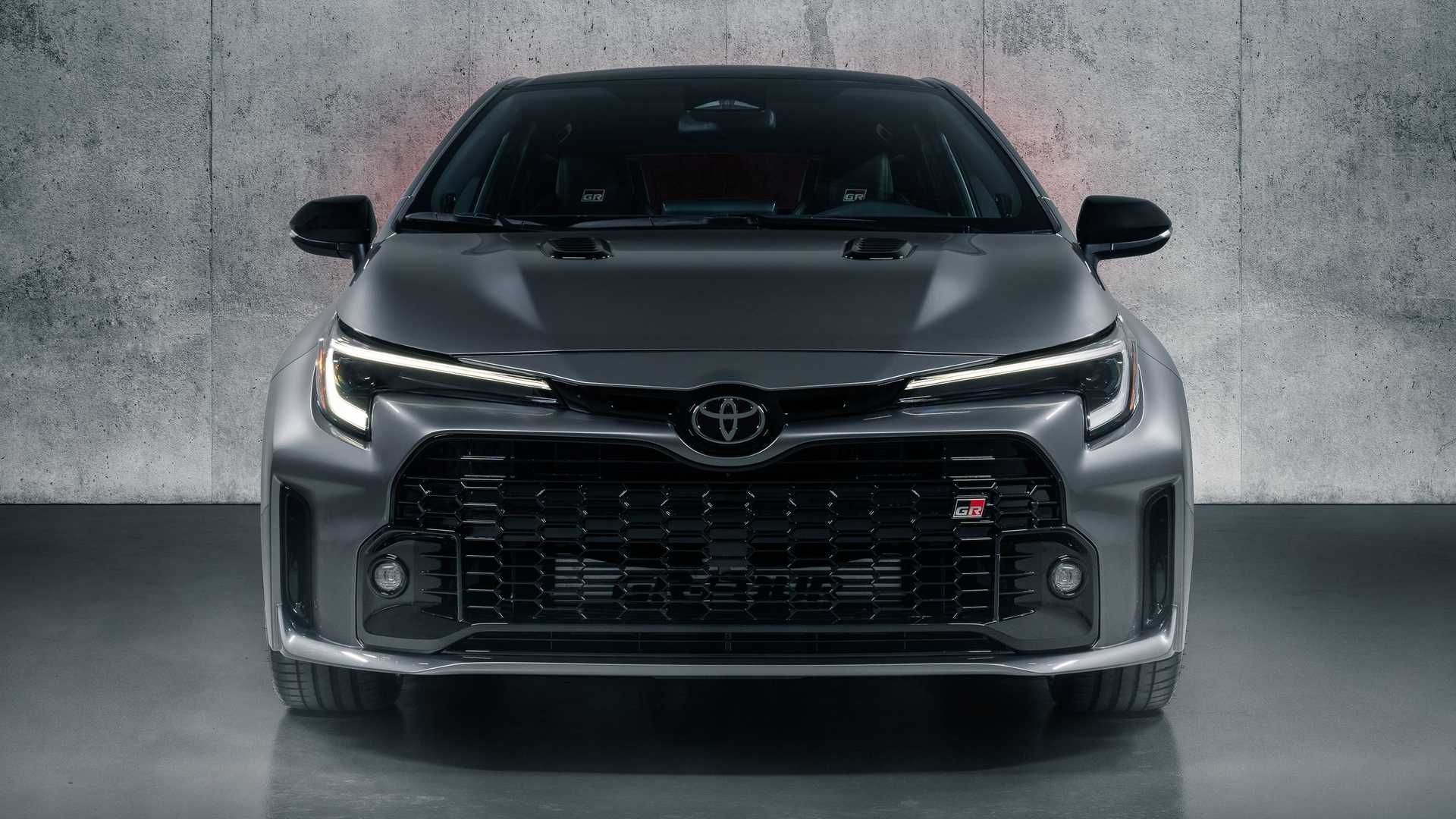 2023-toyota-gr-corolla-circuit-edition-exterior (1)