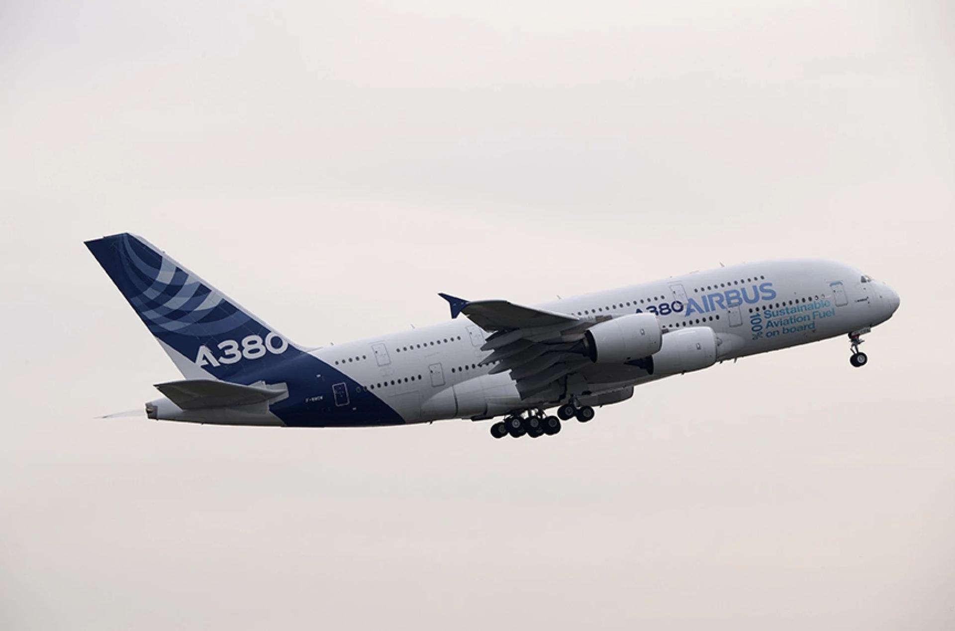 Airbus A380