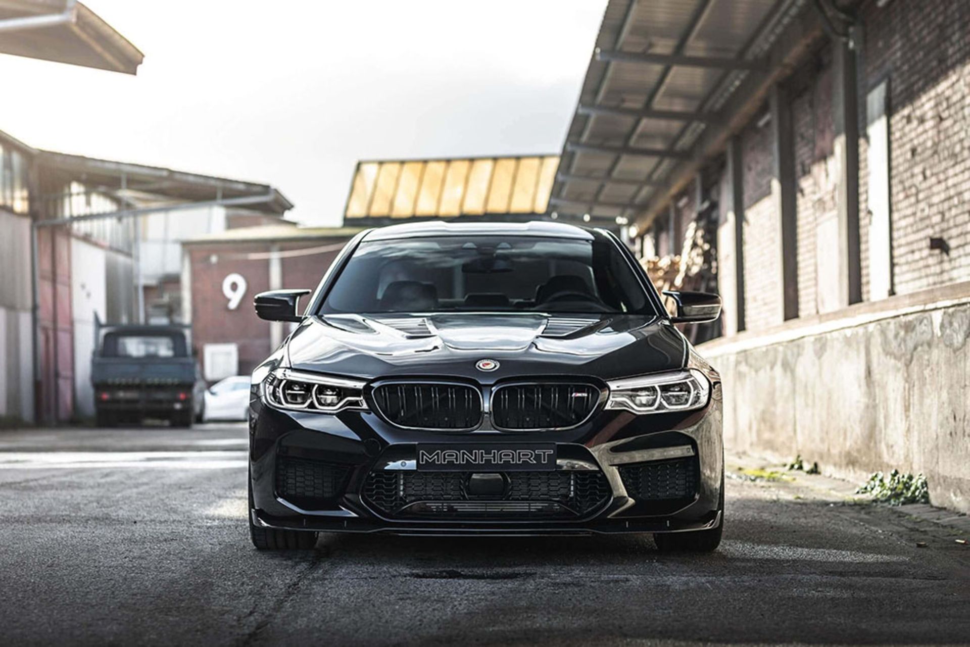 BMW-M5-Black-Edition-Manhart-tuning-5-1024