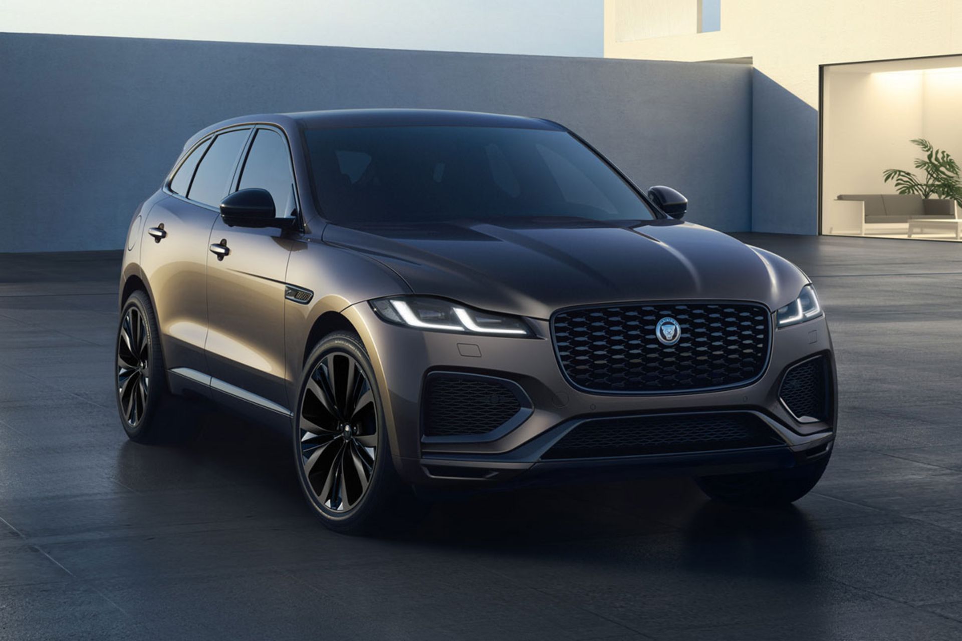 Jaguar-F-Pace-1