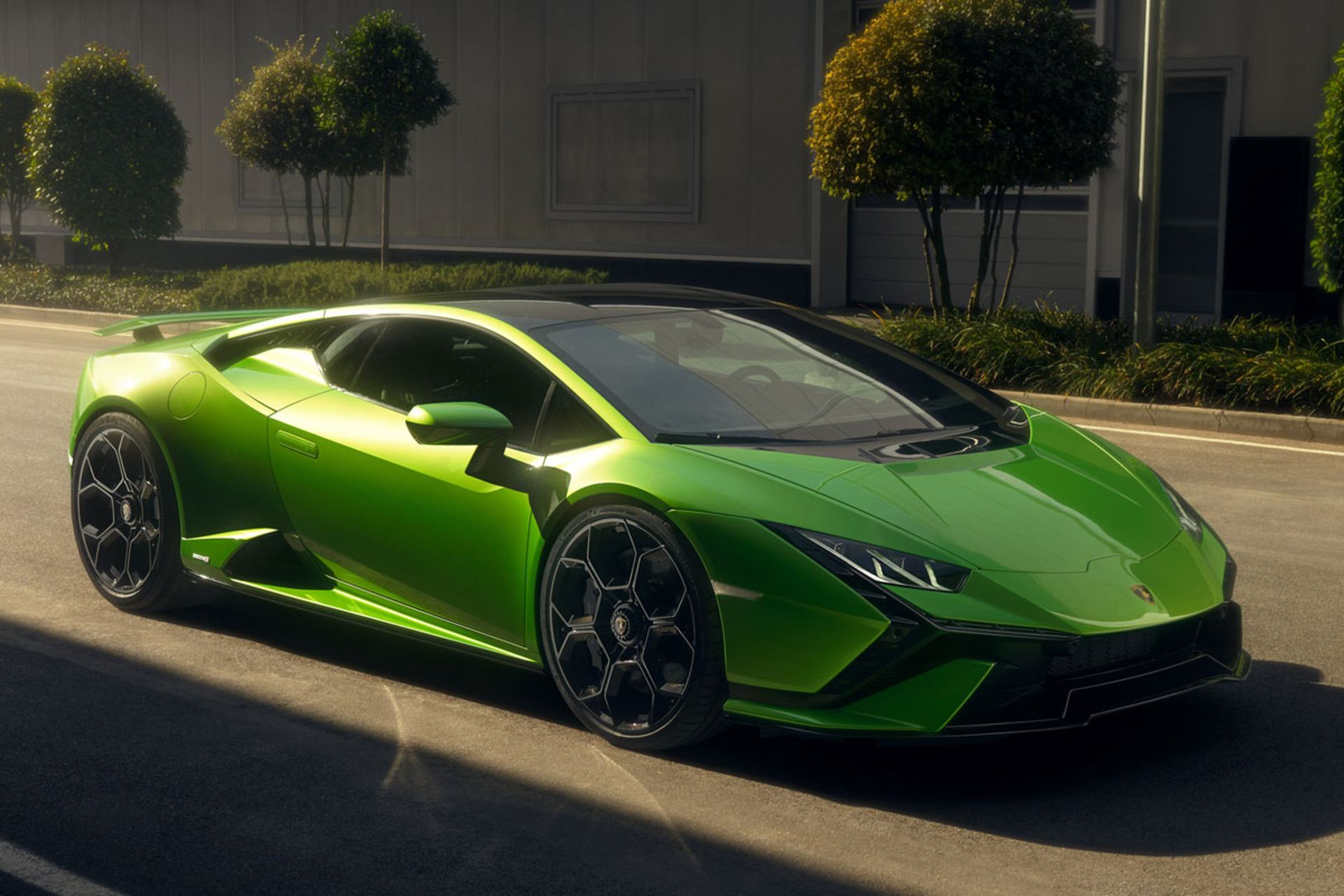 Lamborghini-Huracan-1