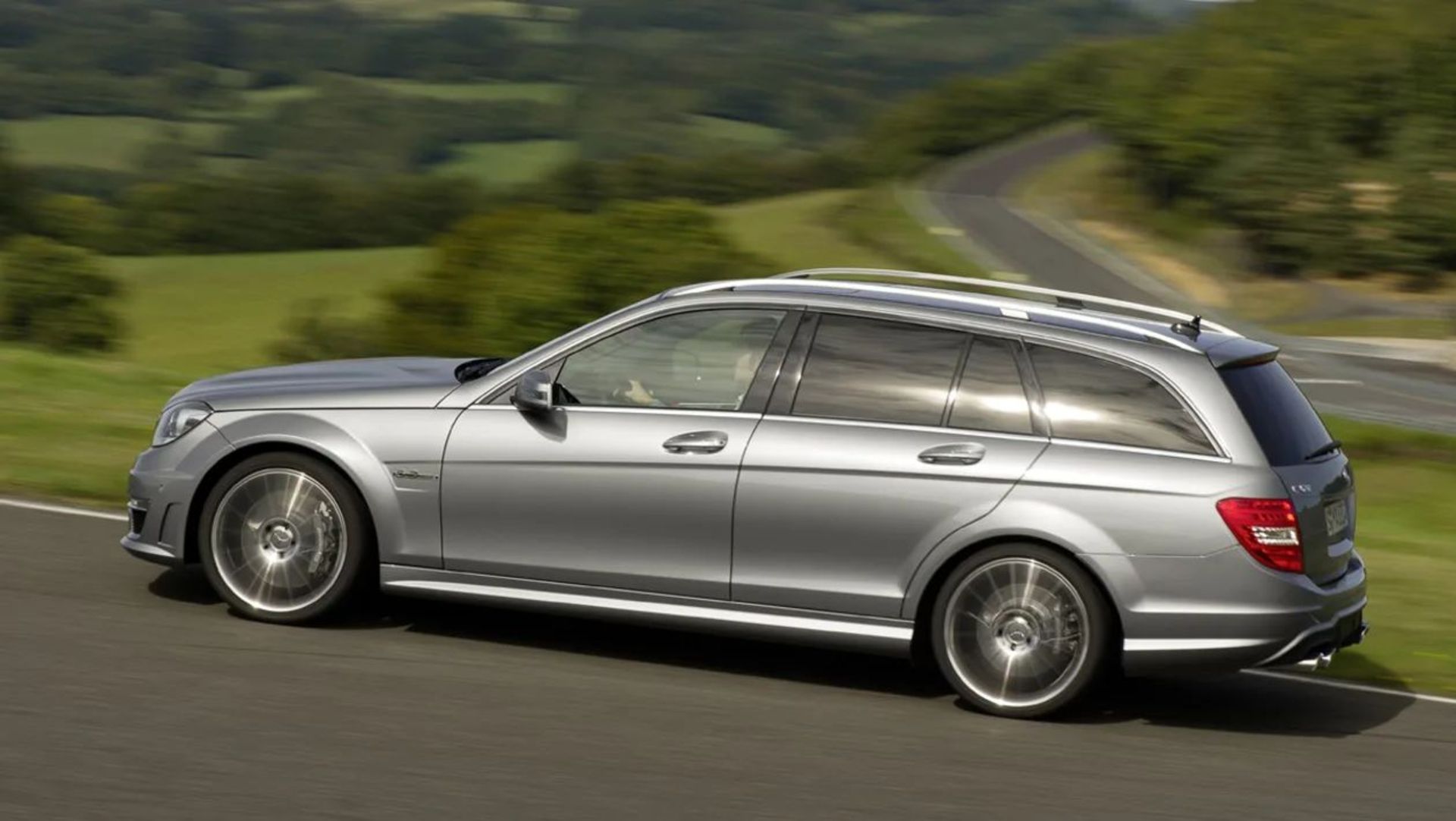 Mercedes C63 AMG Estate 2