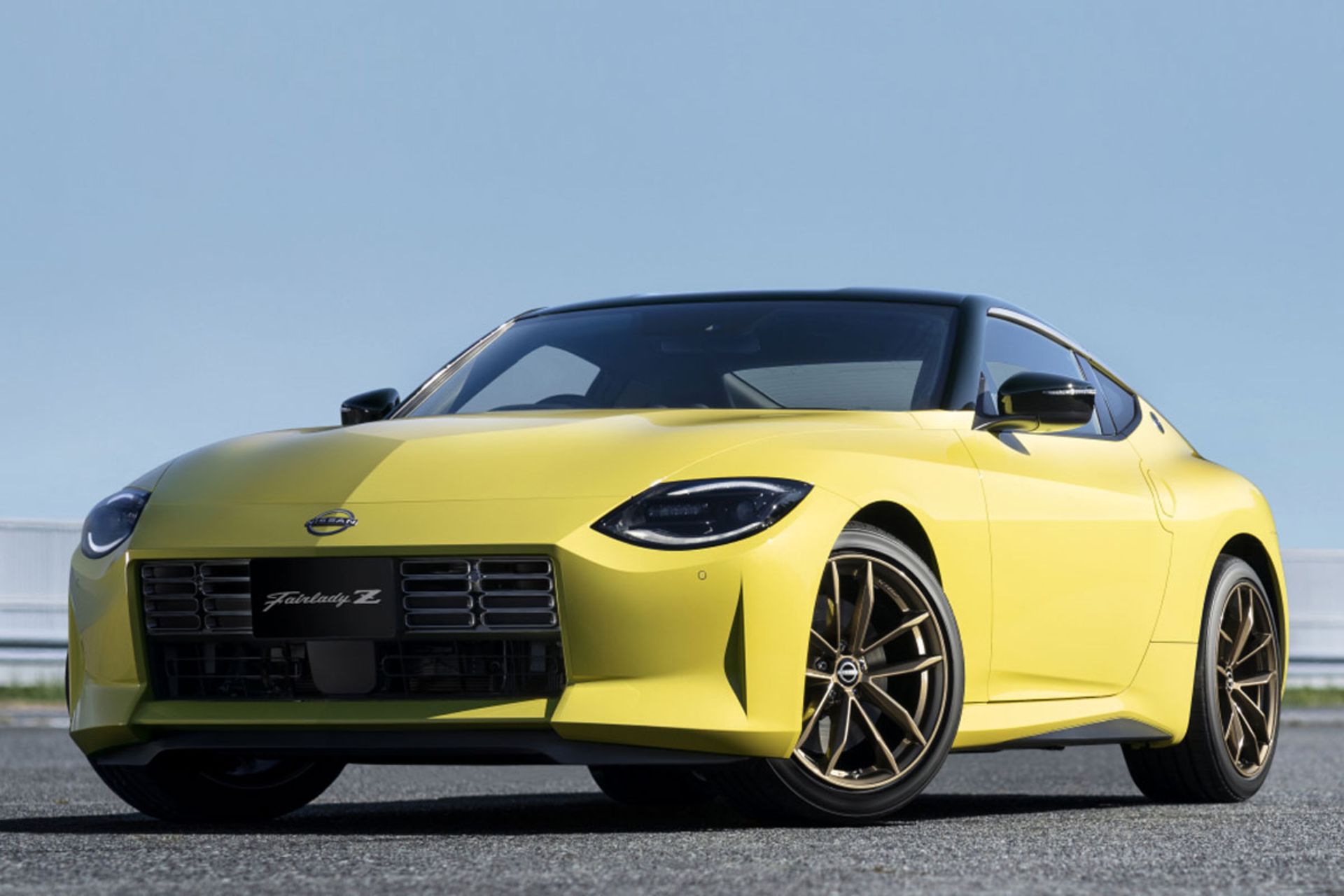 Nissan-Z-1