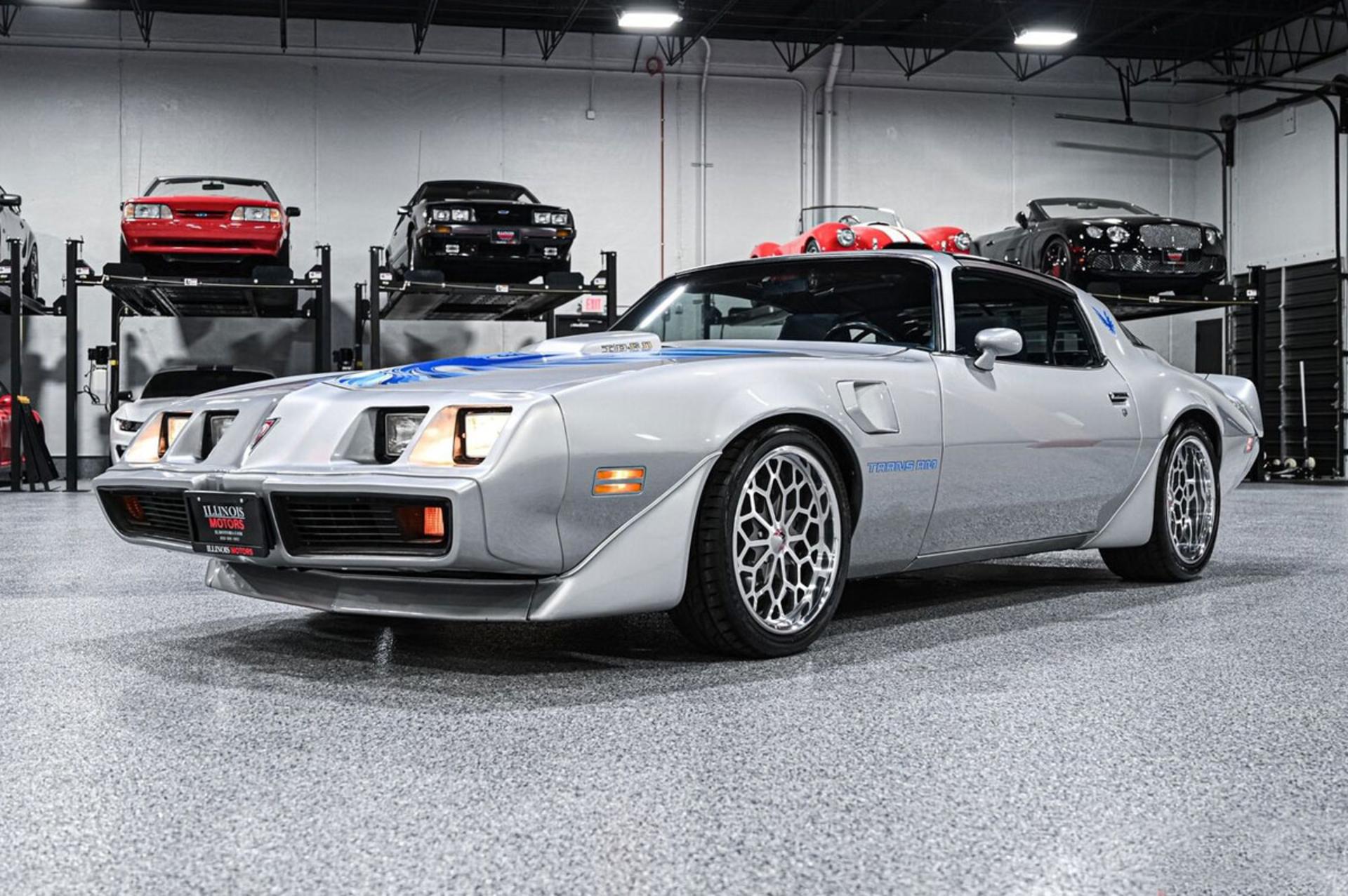 Pontiac-Trans-Am-Firebird-2
