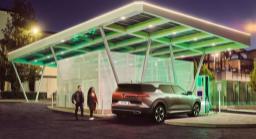VinFast-and-Electrify-America-1024