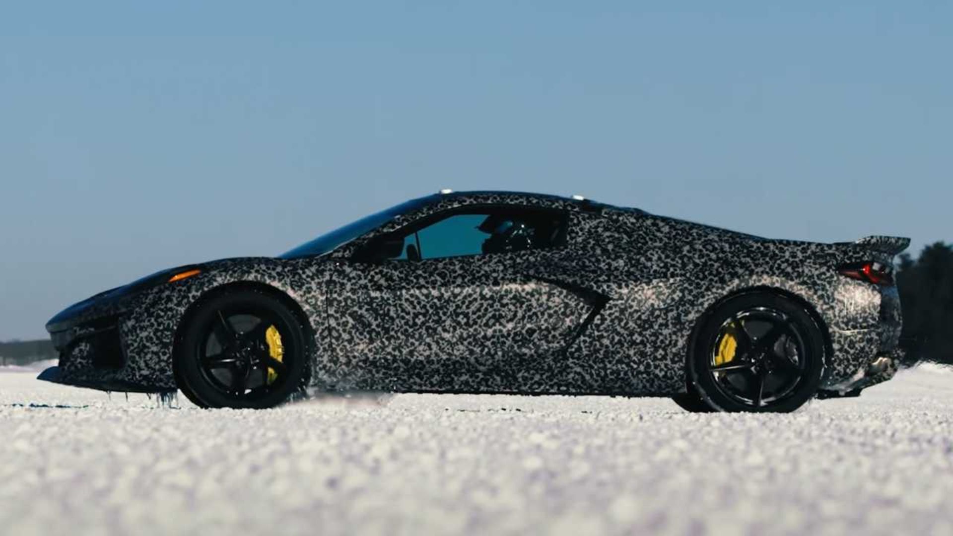 chevy-corvette-hybrid-teaser-cropped