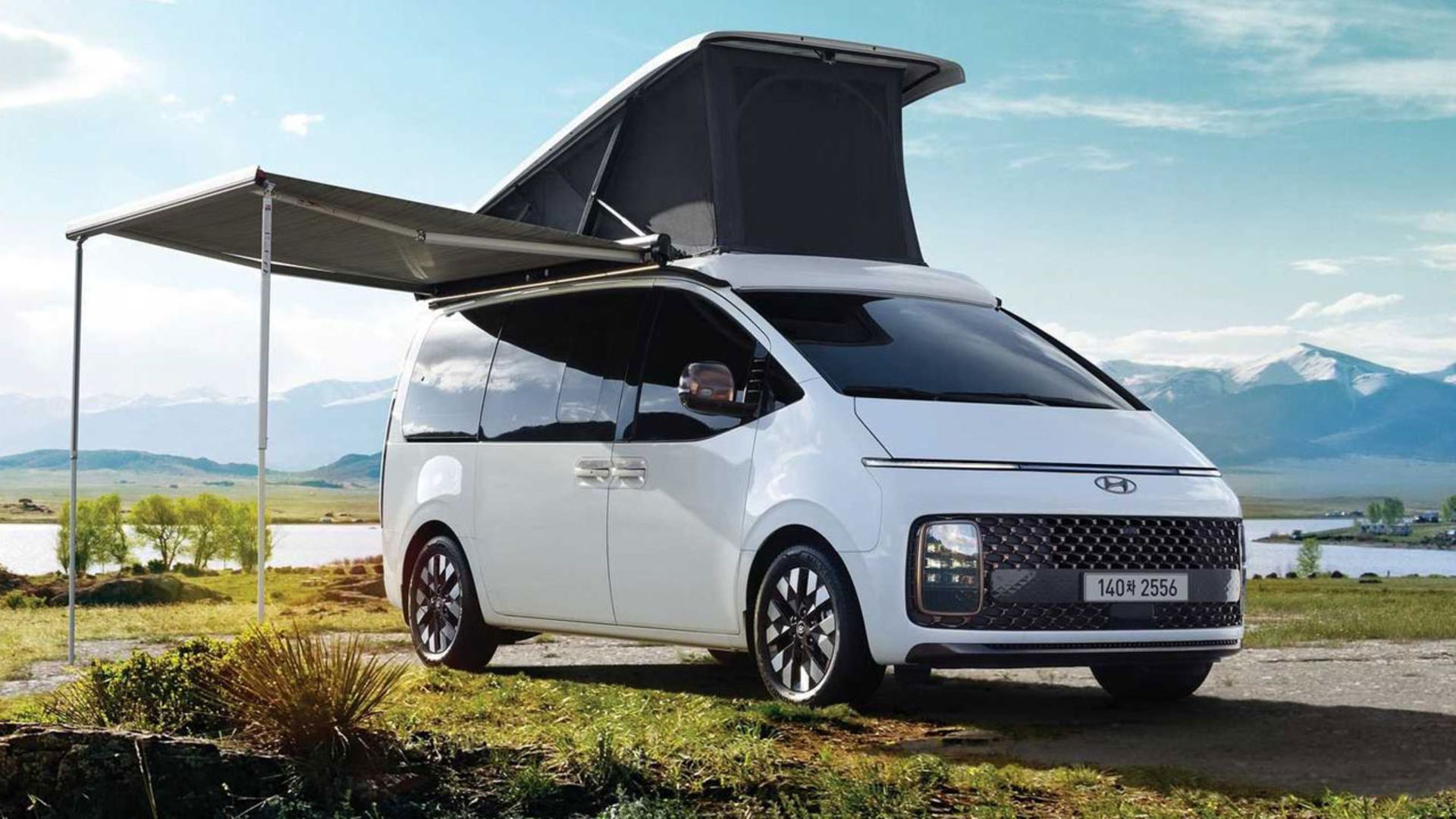 hyundai-staria-lounge-campe