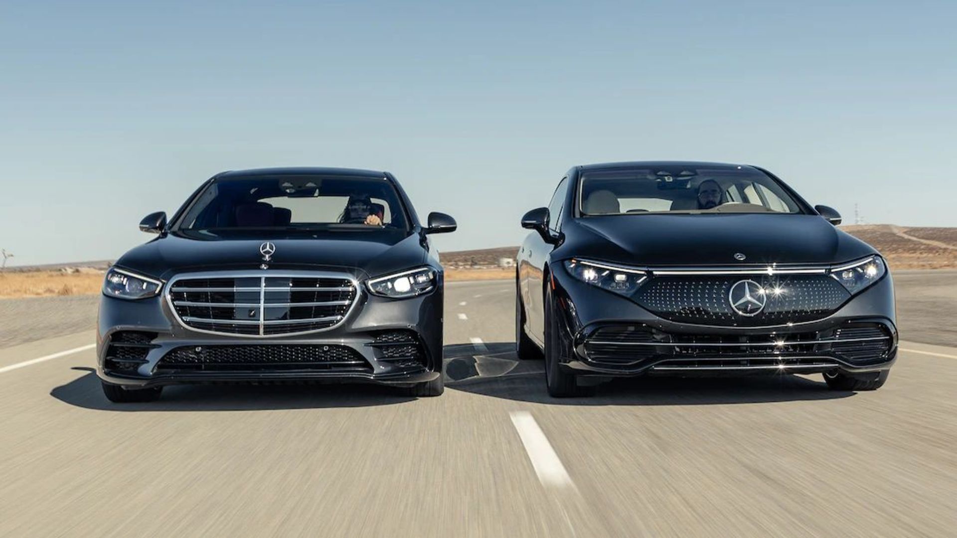 2021-Mercedes-Benz-S-580-4Matic-vs-2022-Mercedes-EQ-EQS-580-4Matic-3