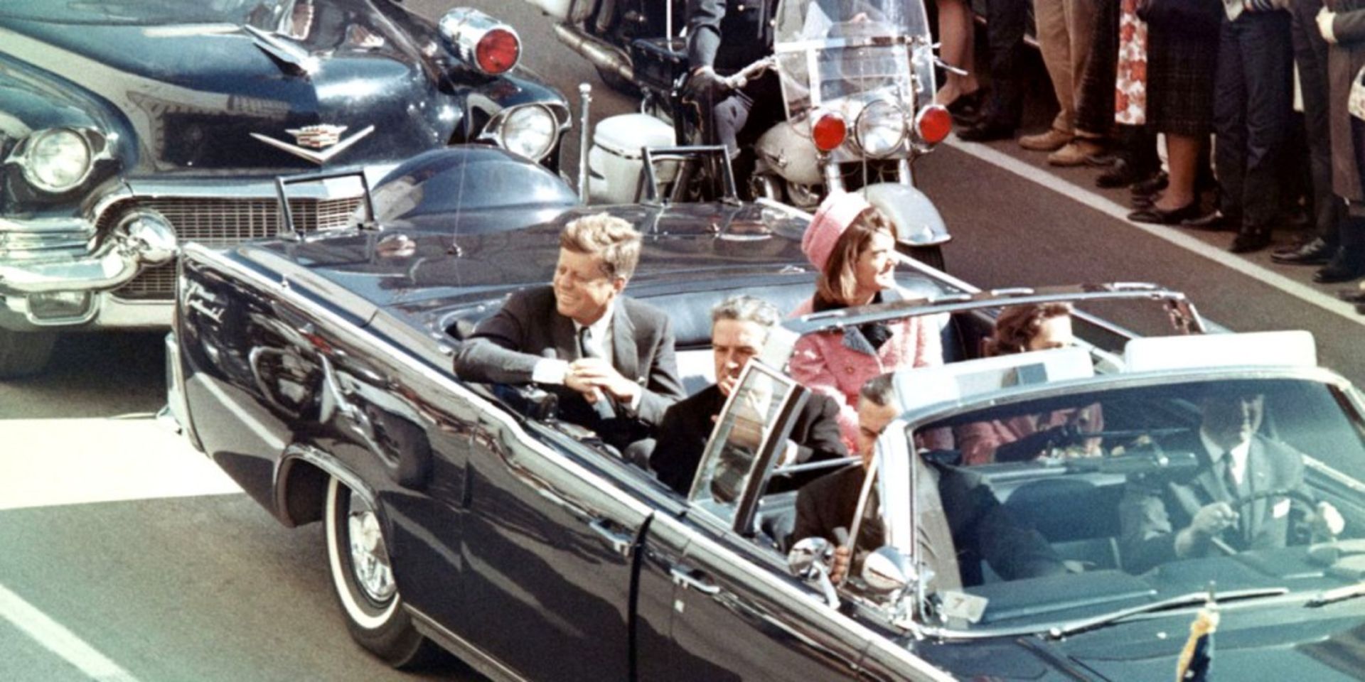 1961-Lincoln-Continental-JFK-presidential-limo-1024x512