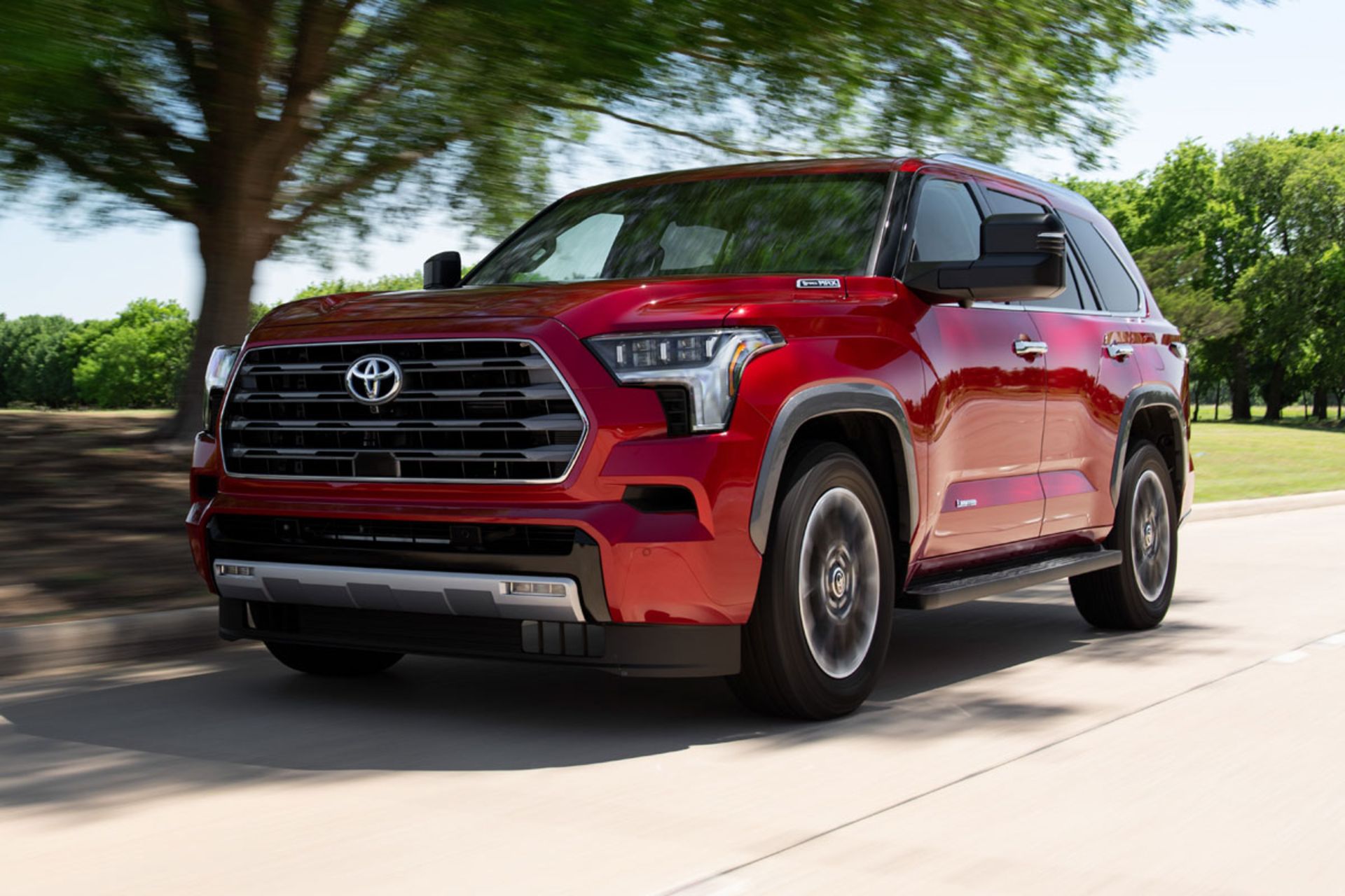 2023-toyota-sequoia-1