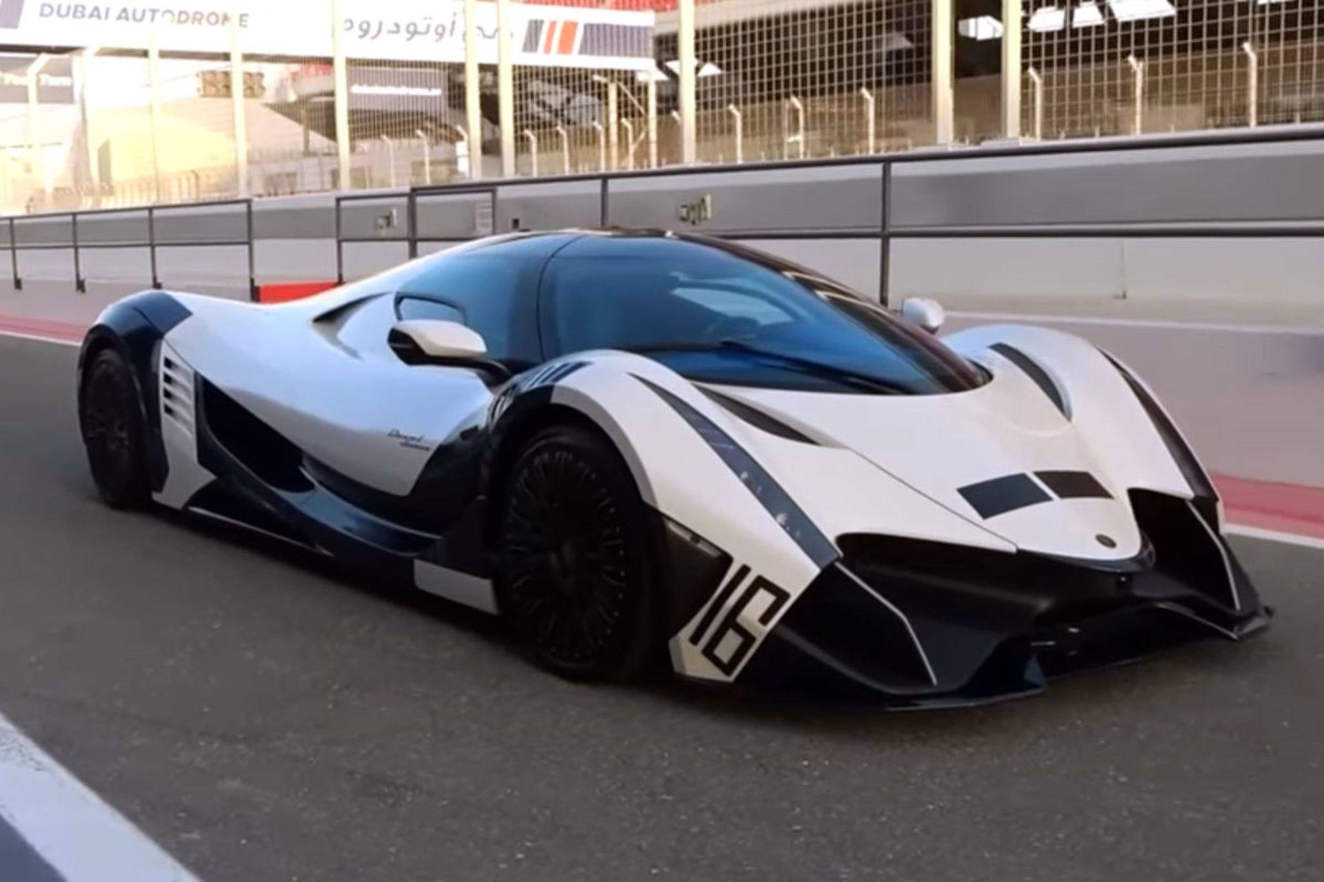Devel-Sixteen-1