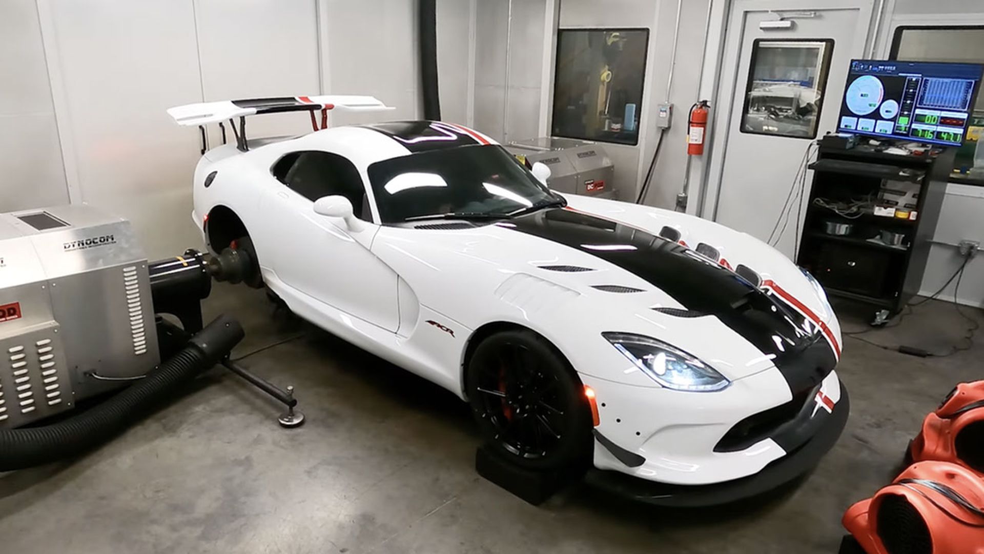Dodge-Viper-1