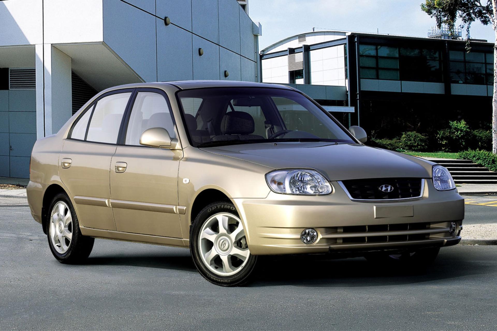Hyundai-Verna-1