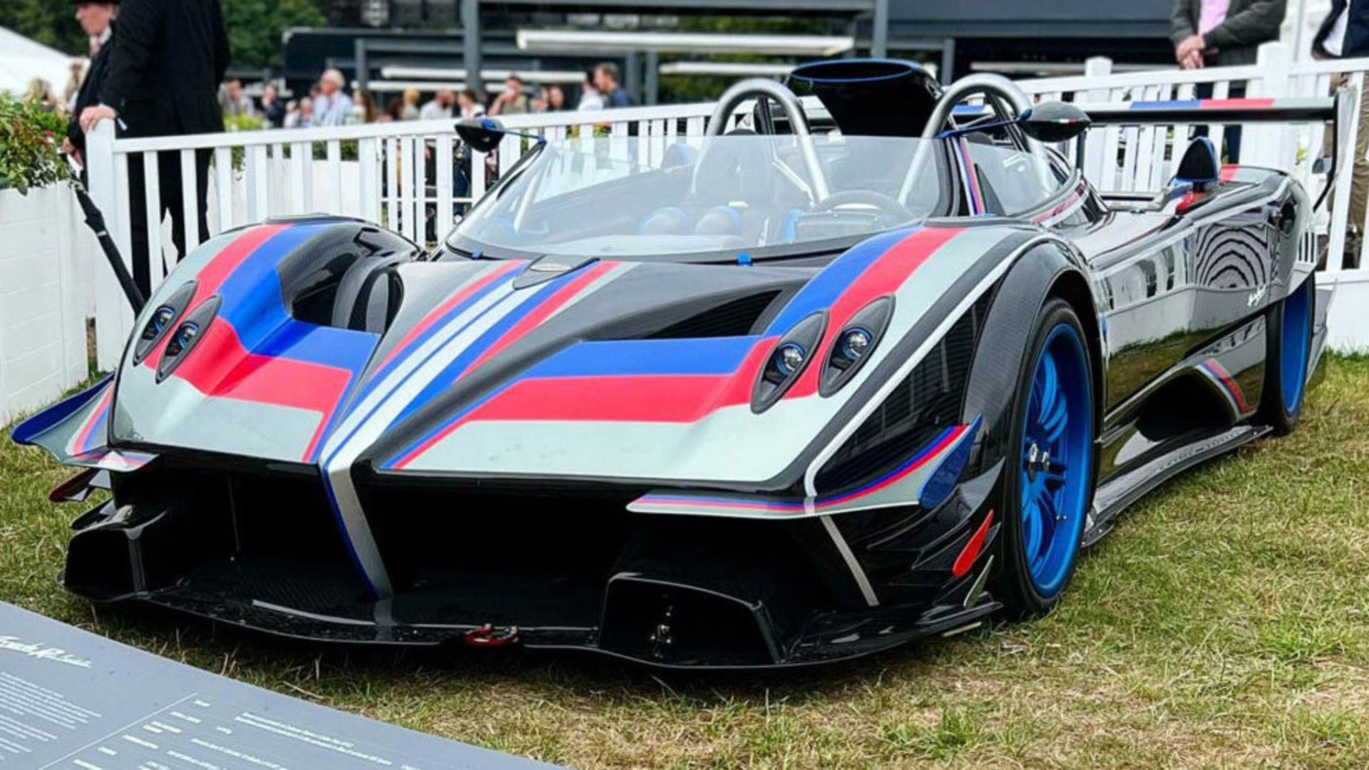 Pagani-1