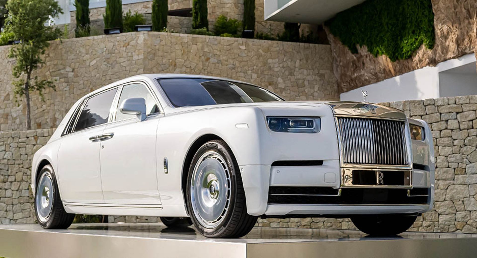 Rolls-Royce-Phantom-Series-II-French-Riviera-1s