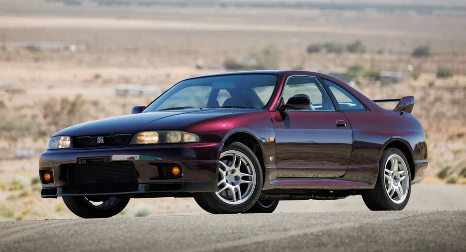 1995-Nissan-Skyline-R33-19