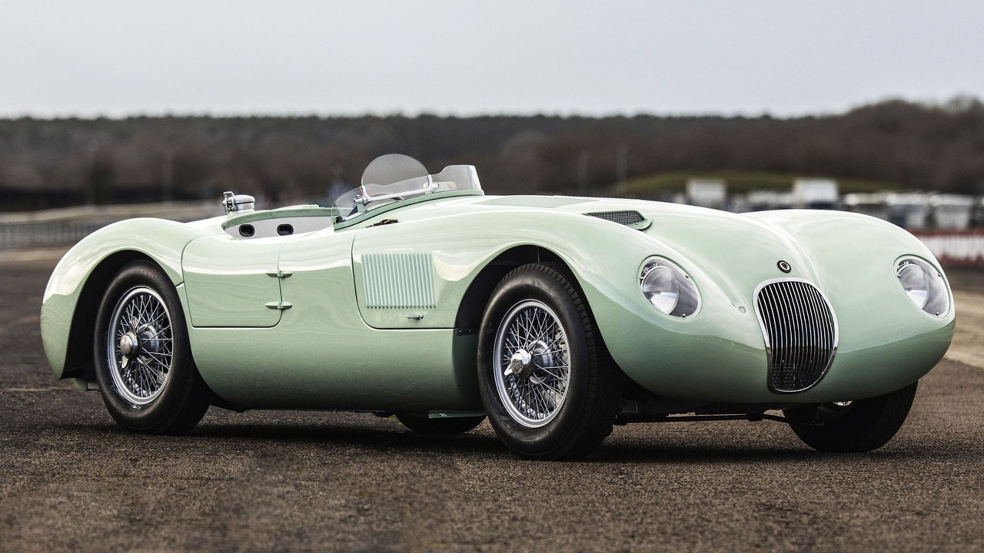 2022-Jaguar-C-Type-1