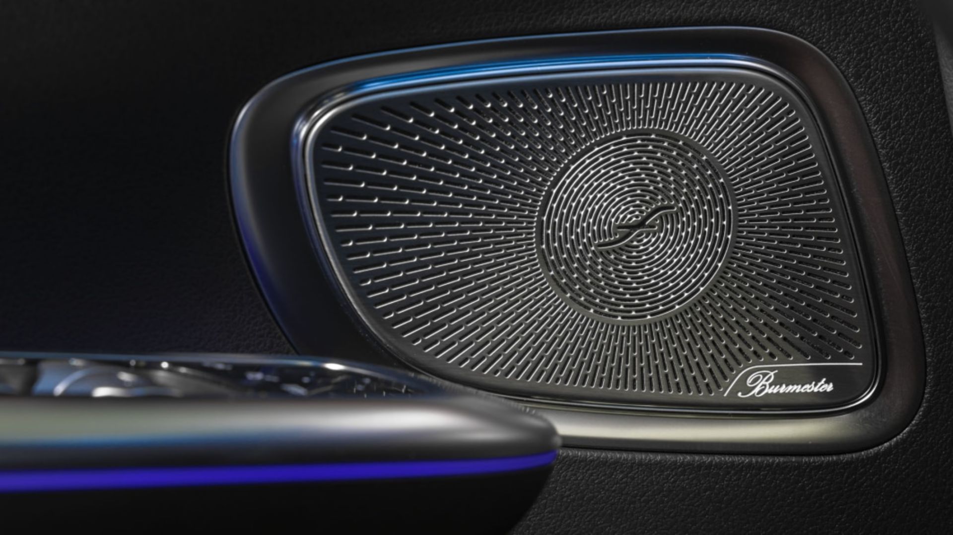 2022-Mercedes-Benz-C-300-Burmester-speaker