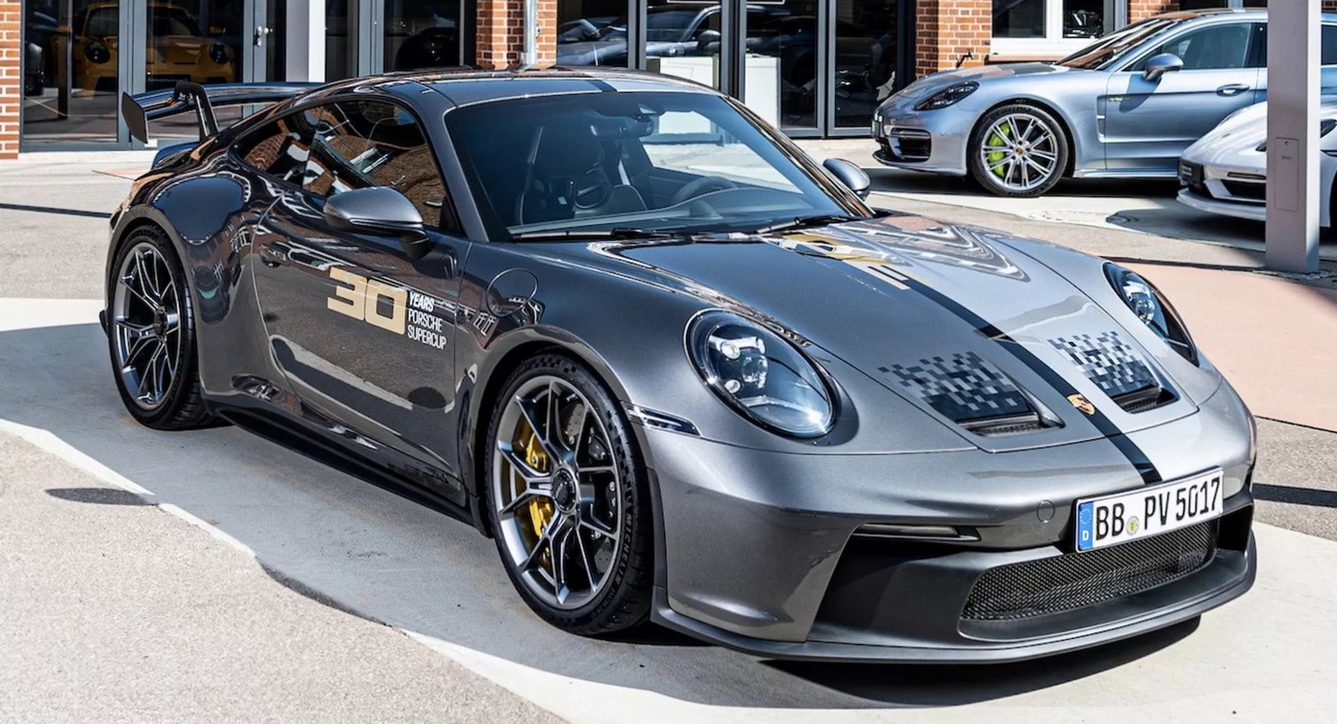 2022-Porsche-911-GT3-Supercup-Sonderwunsch-18