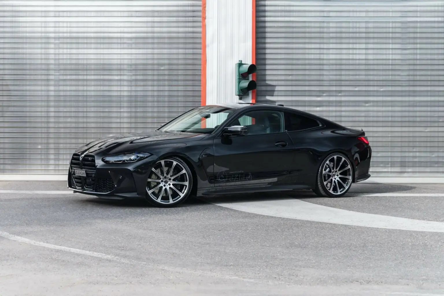 BMW-M4-by-dAHLer-1-1536x1023