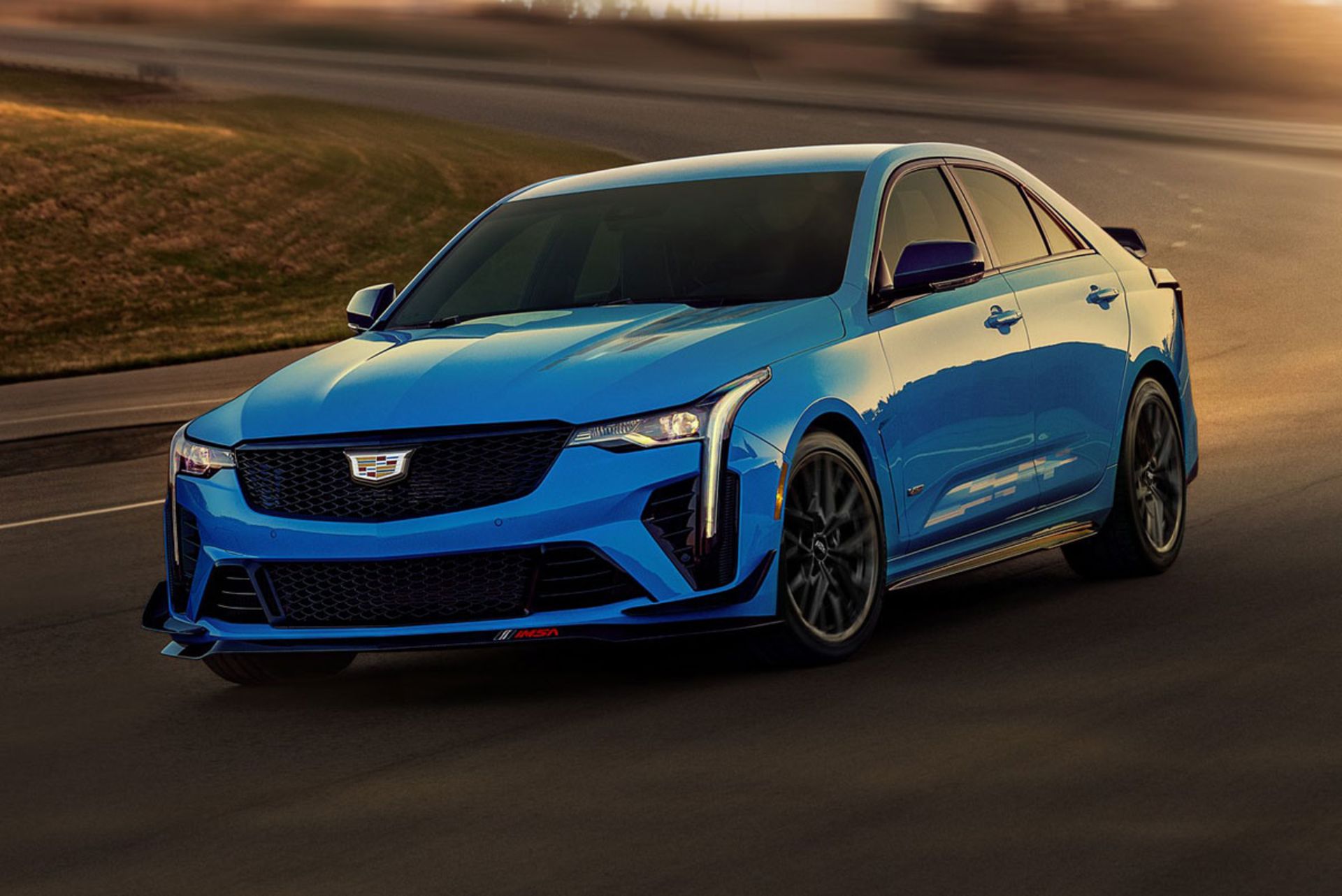 Cadillac-CT4-V-1