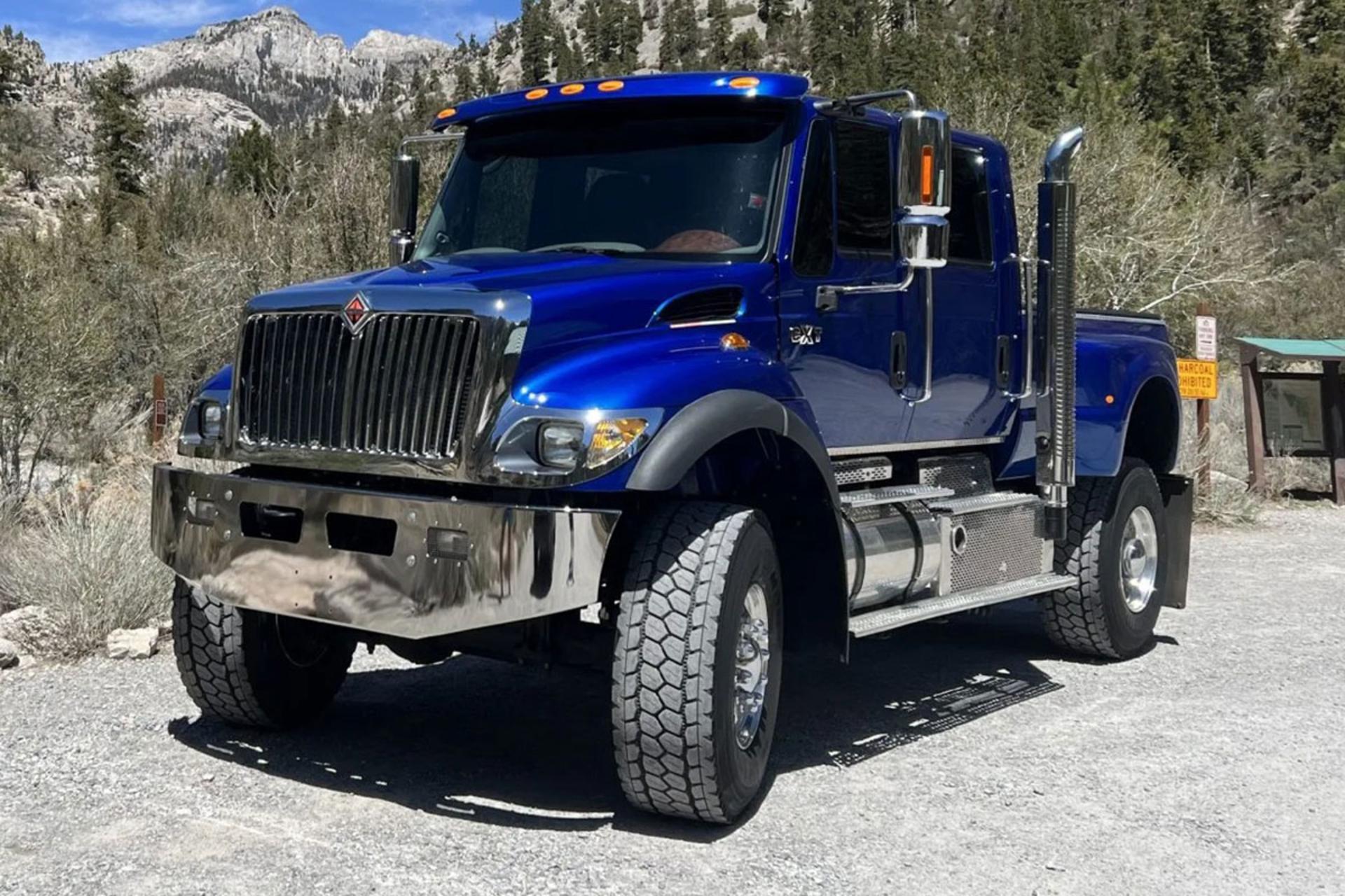 International-CXT-1