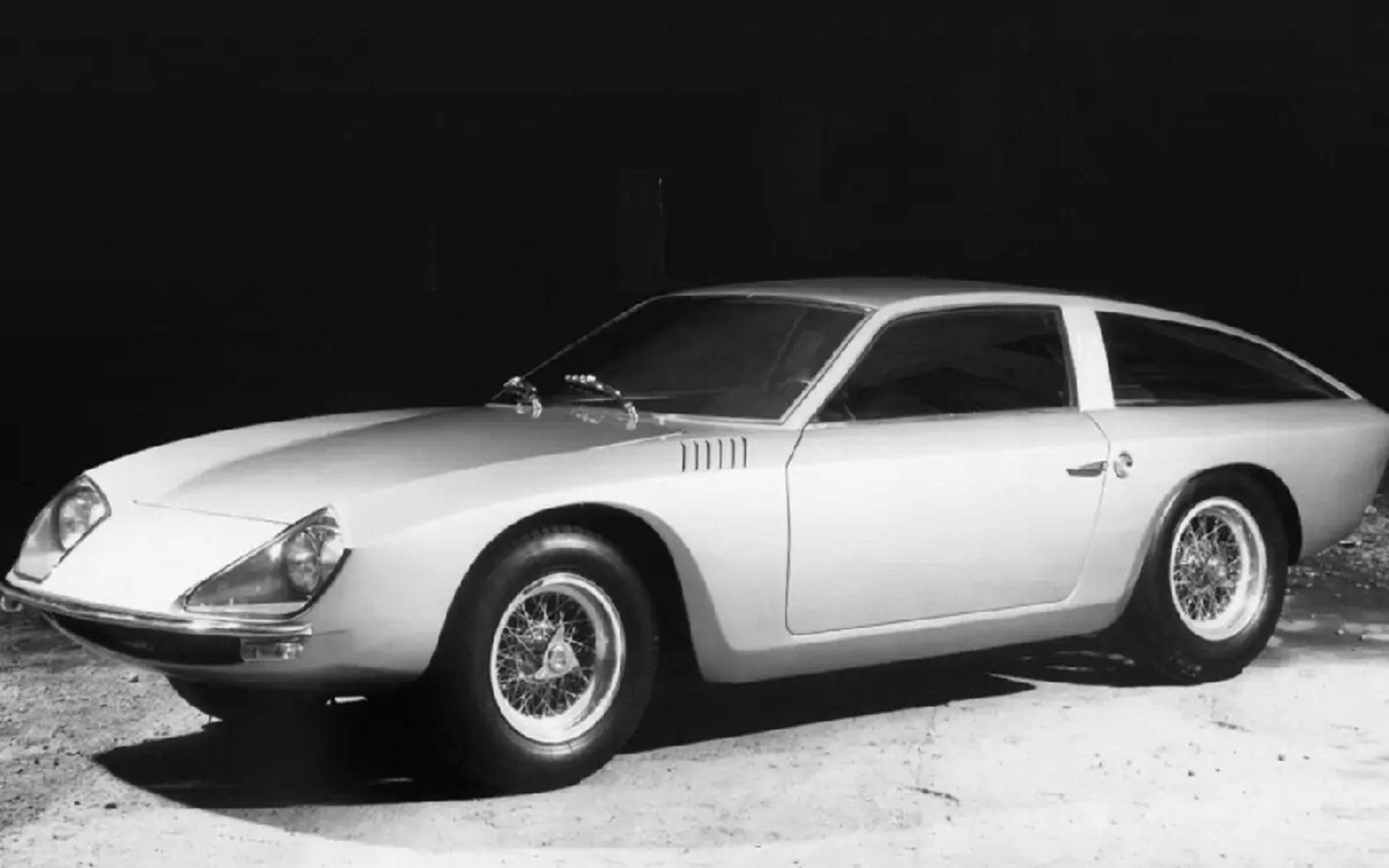 Lamborghini-Flying-Star-II-by-Touring-2-1024
