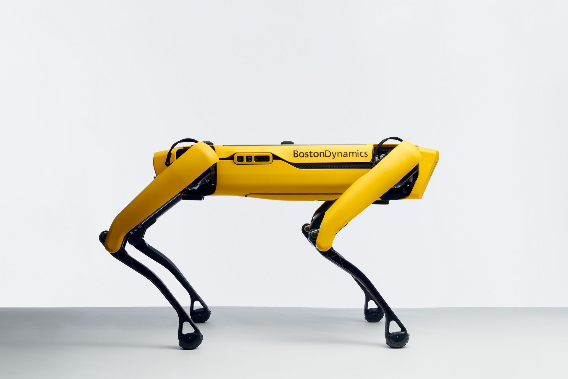 2022-Hyundai-x-Boston-Dynamics-2