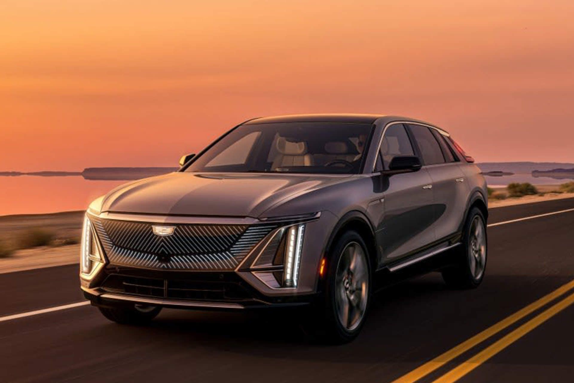 2023-Cadillac-LYRIQ-302
