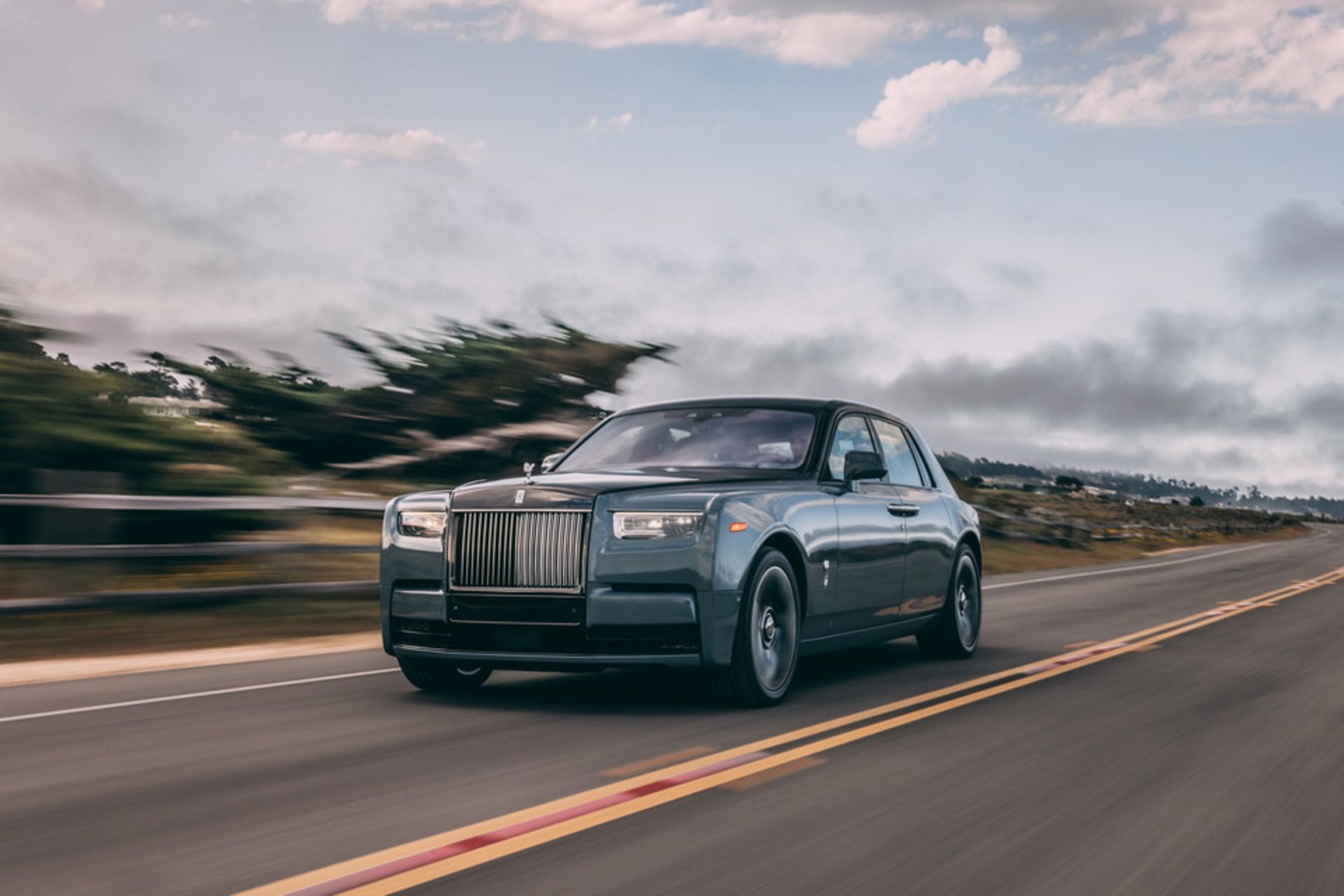 2023-Rolls-Royce-Phantom-Series-II-4