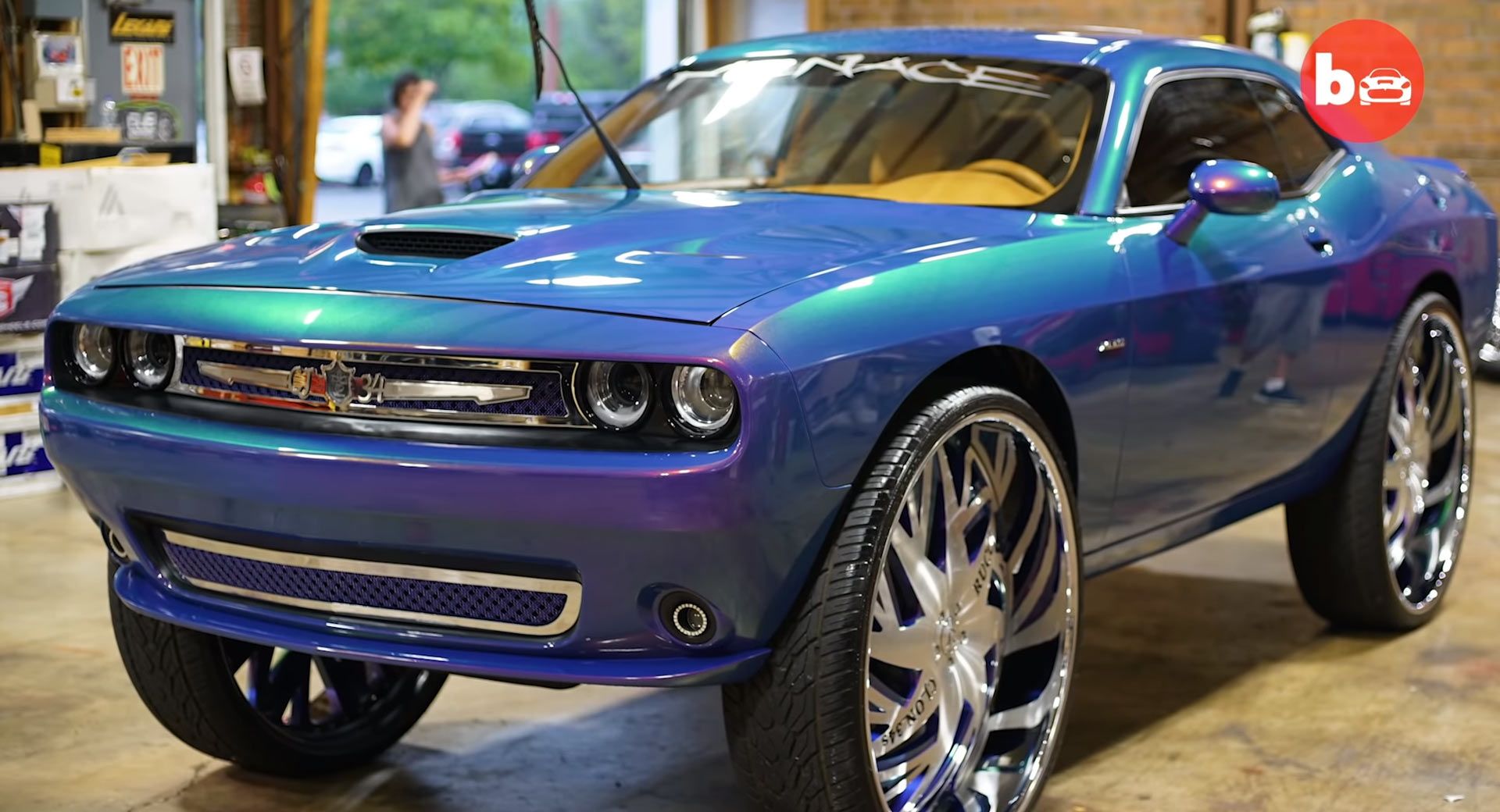 8f129efe-dodge-challenger-donk