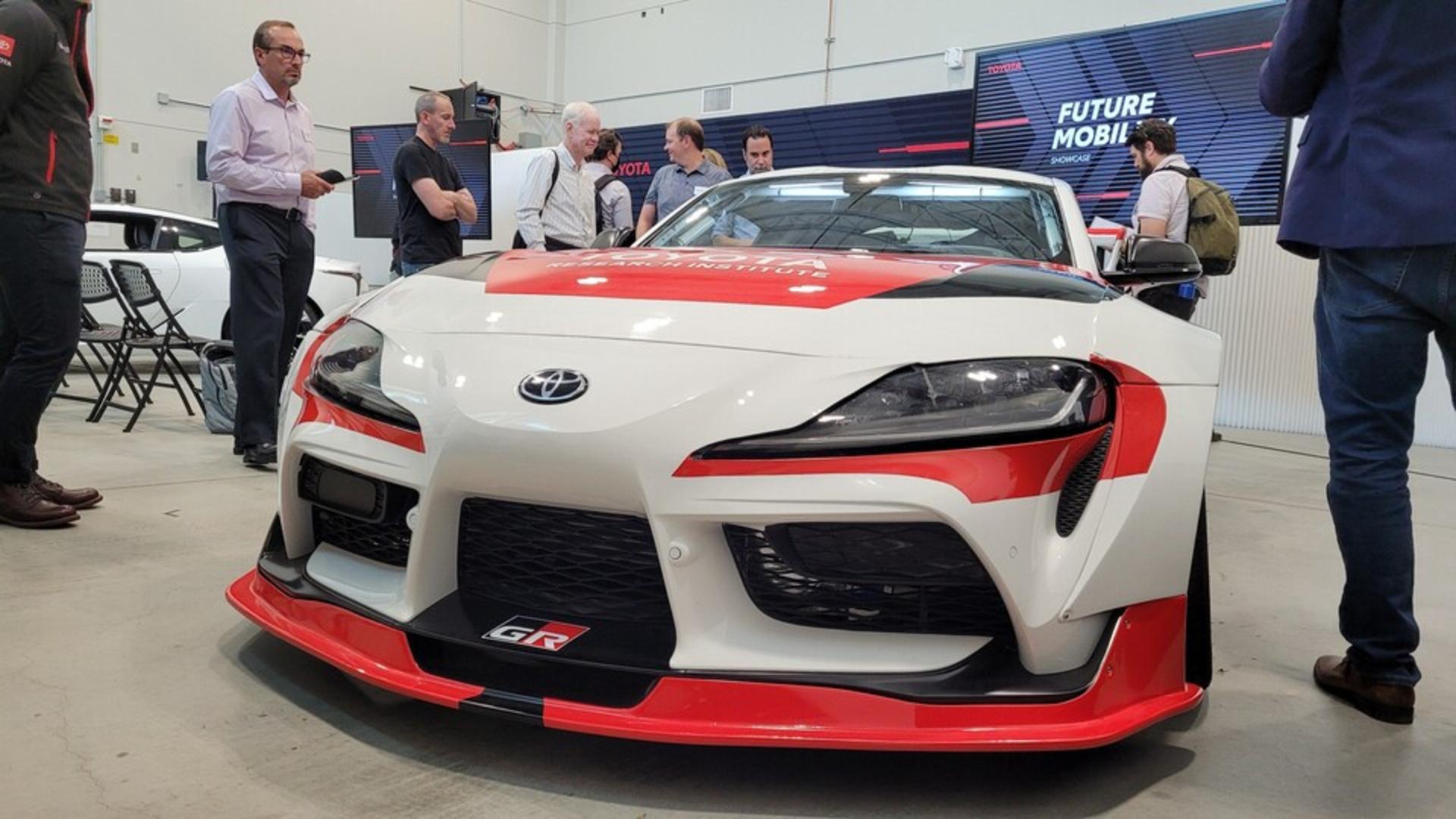 Autonomous-Drifting-Supra-Lexus-LC-14
