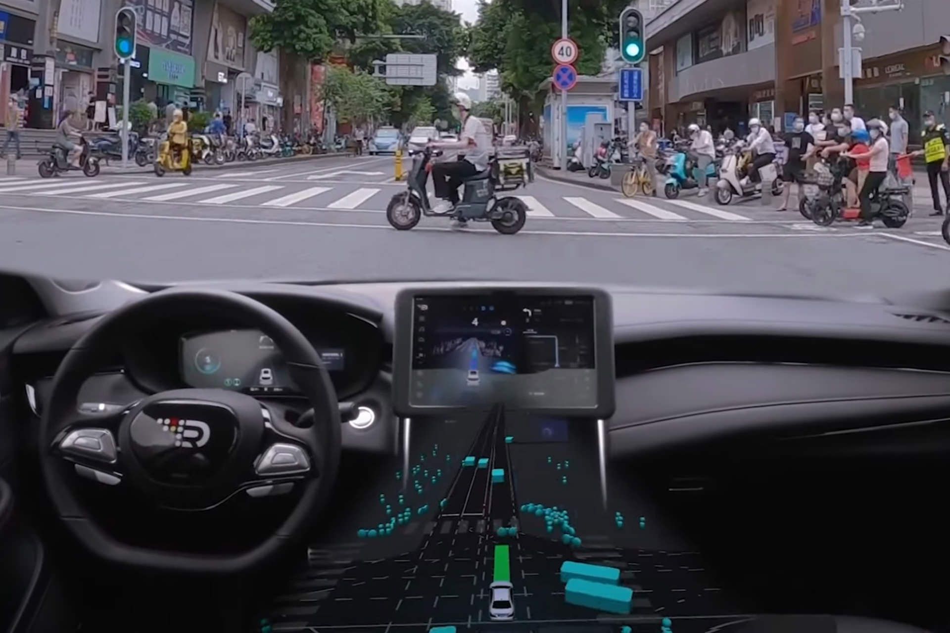 DeepRoute-Autonomous-Car-Video-1