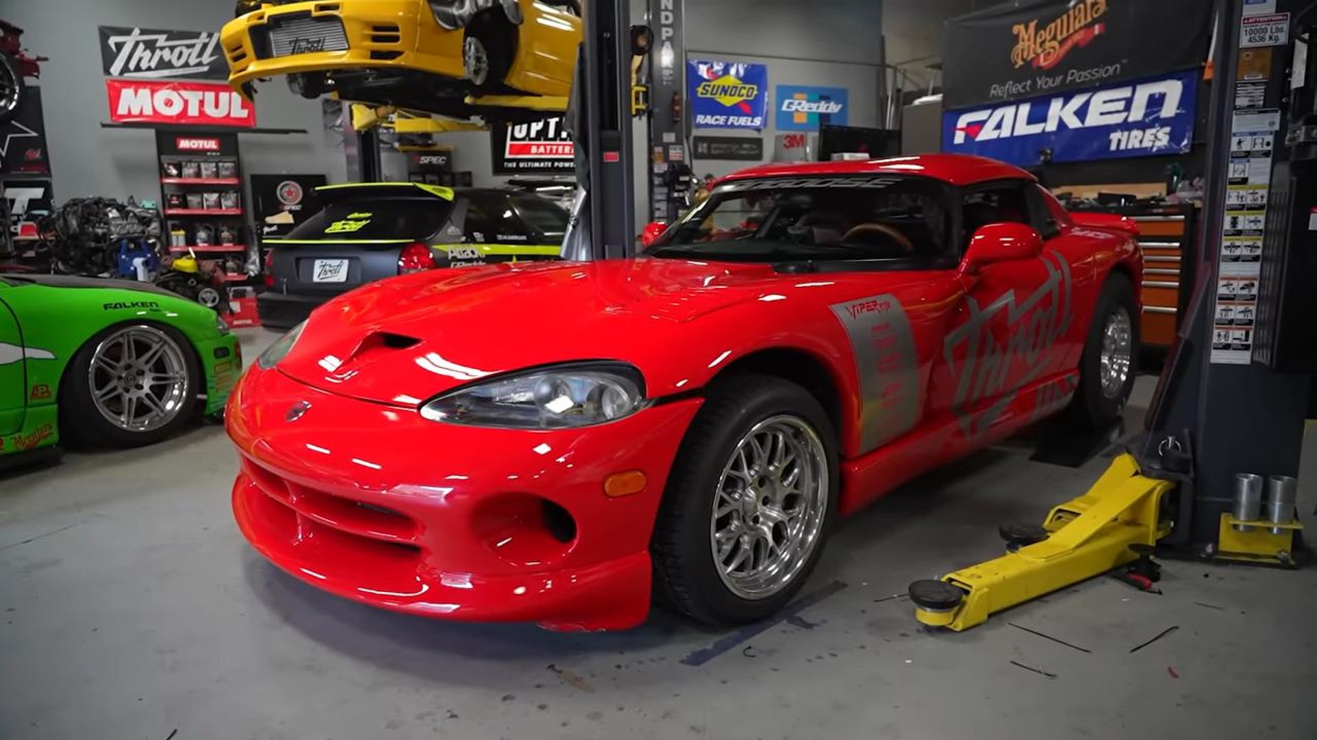 Hellcat-Redeye-V8-Power-in-der-Dodge-Viper