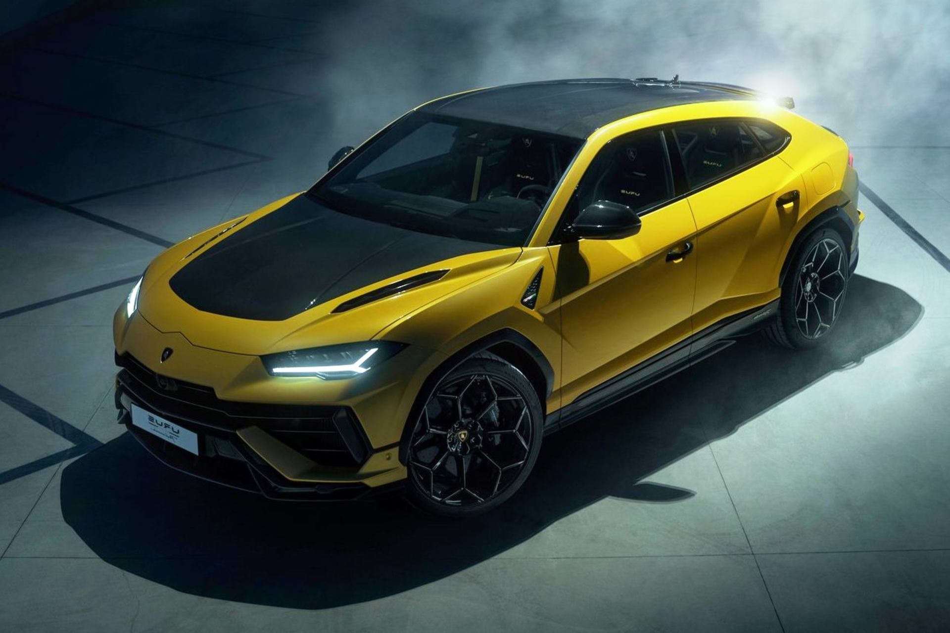Lamborghini-Urus_Performante-2023-1280-01
